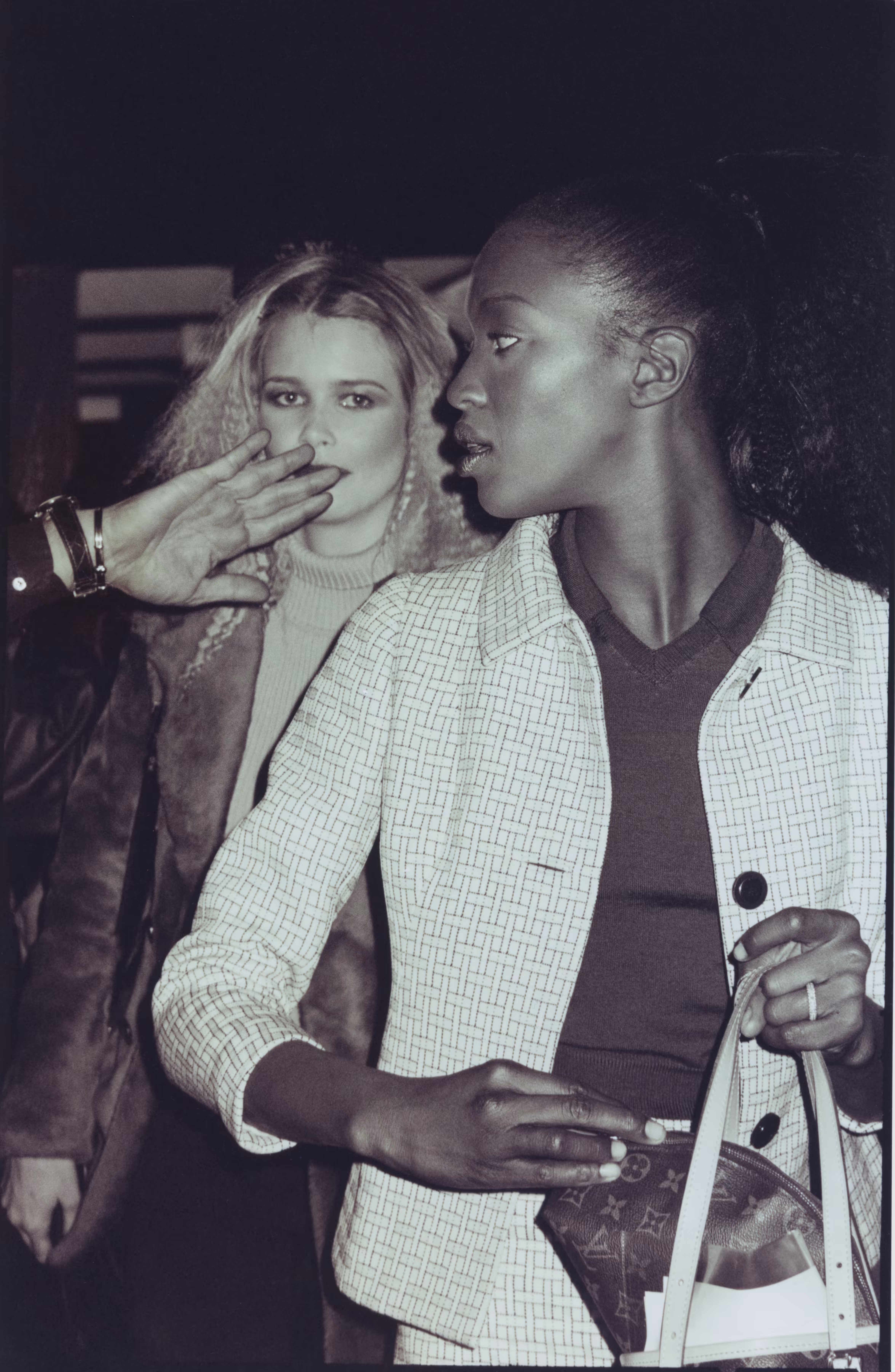 Fashion Square #1 Claudia & Naomi