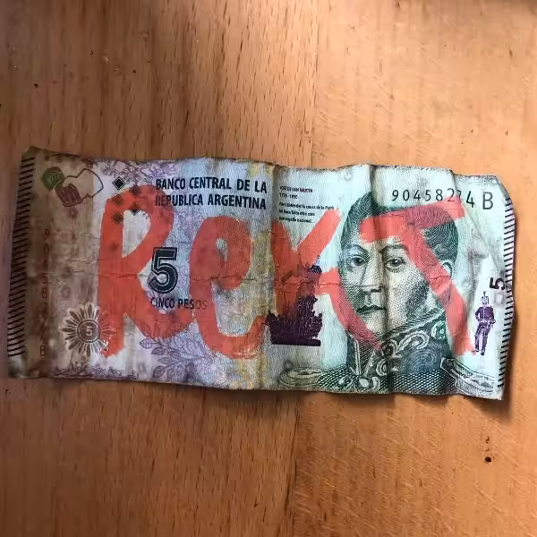 CINCO PESOS POR UNO TEZO