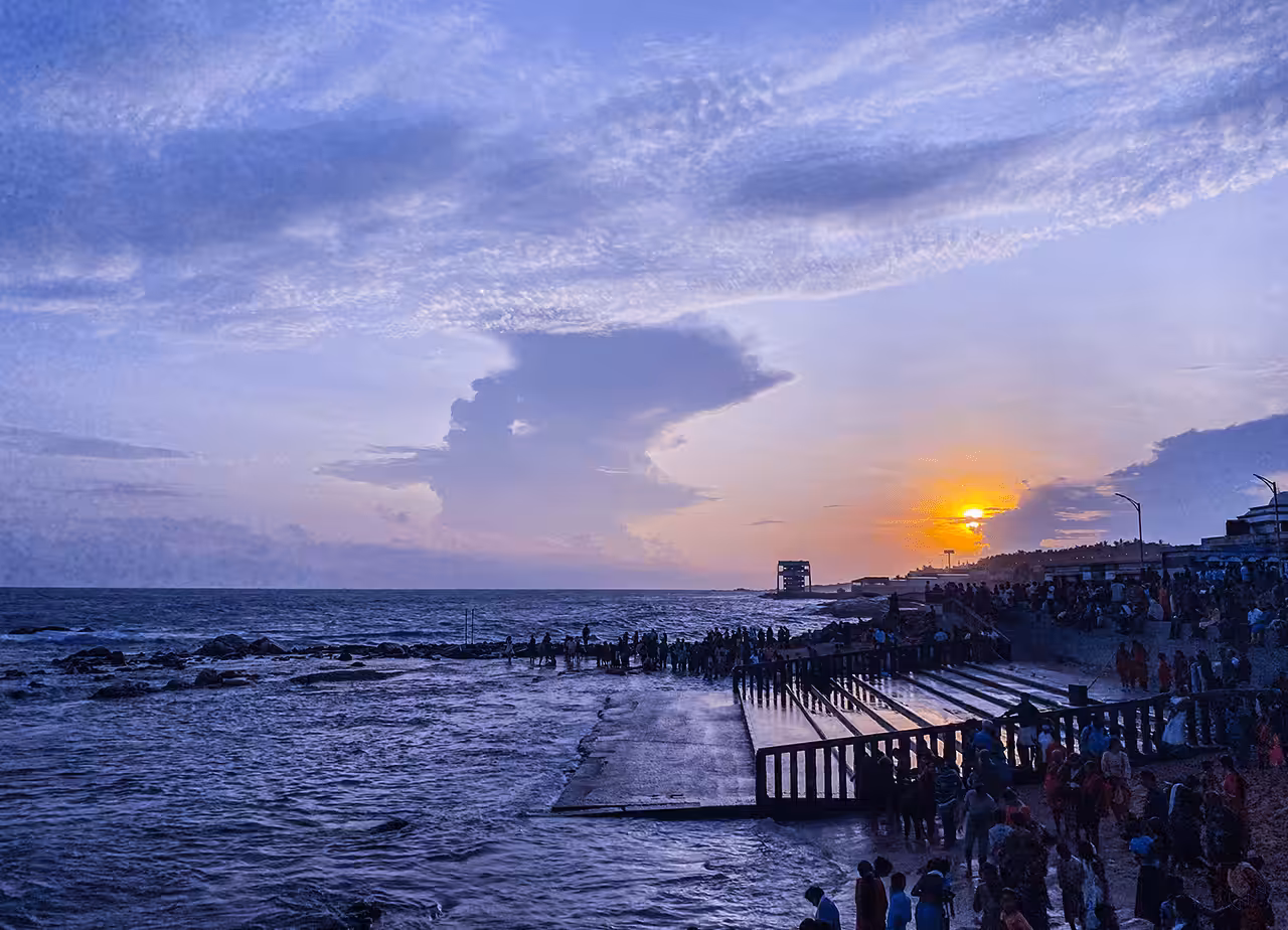 A date with the sea