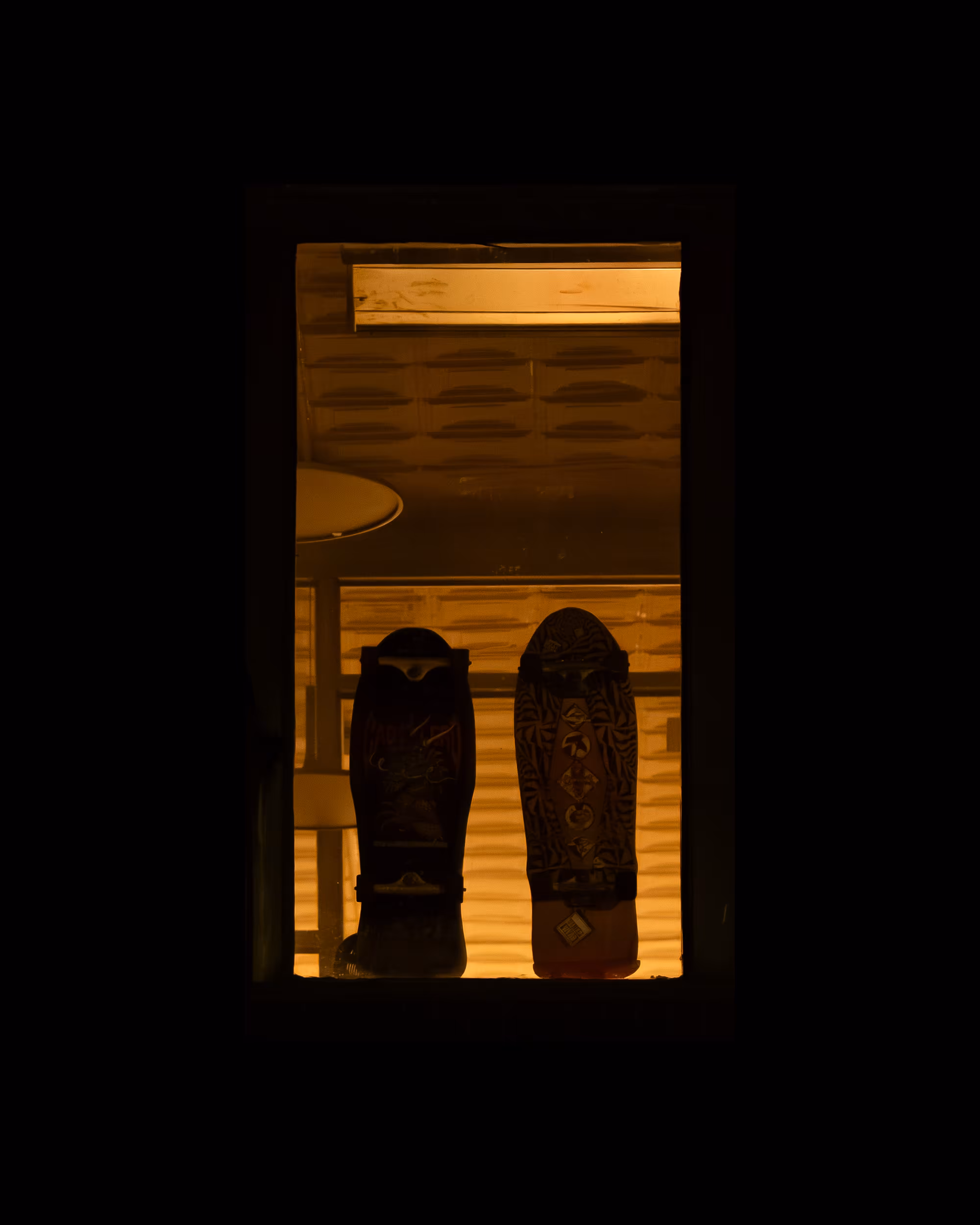 WINDOW 895