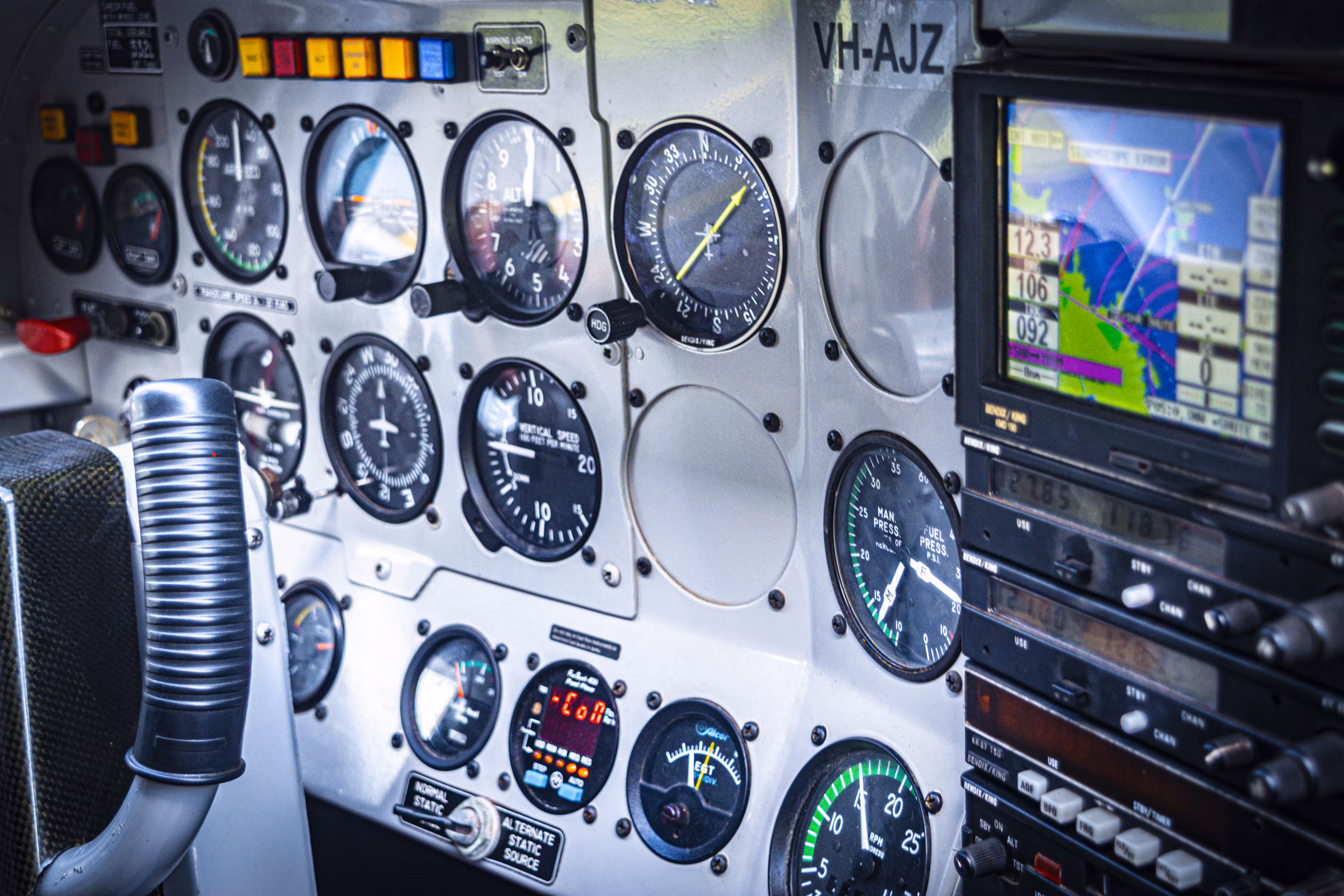 FLY: Cockpit