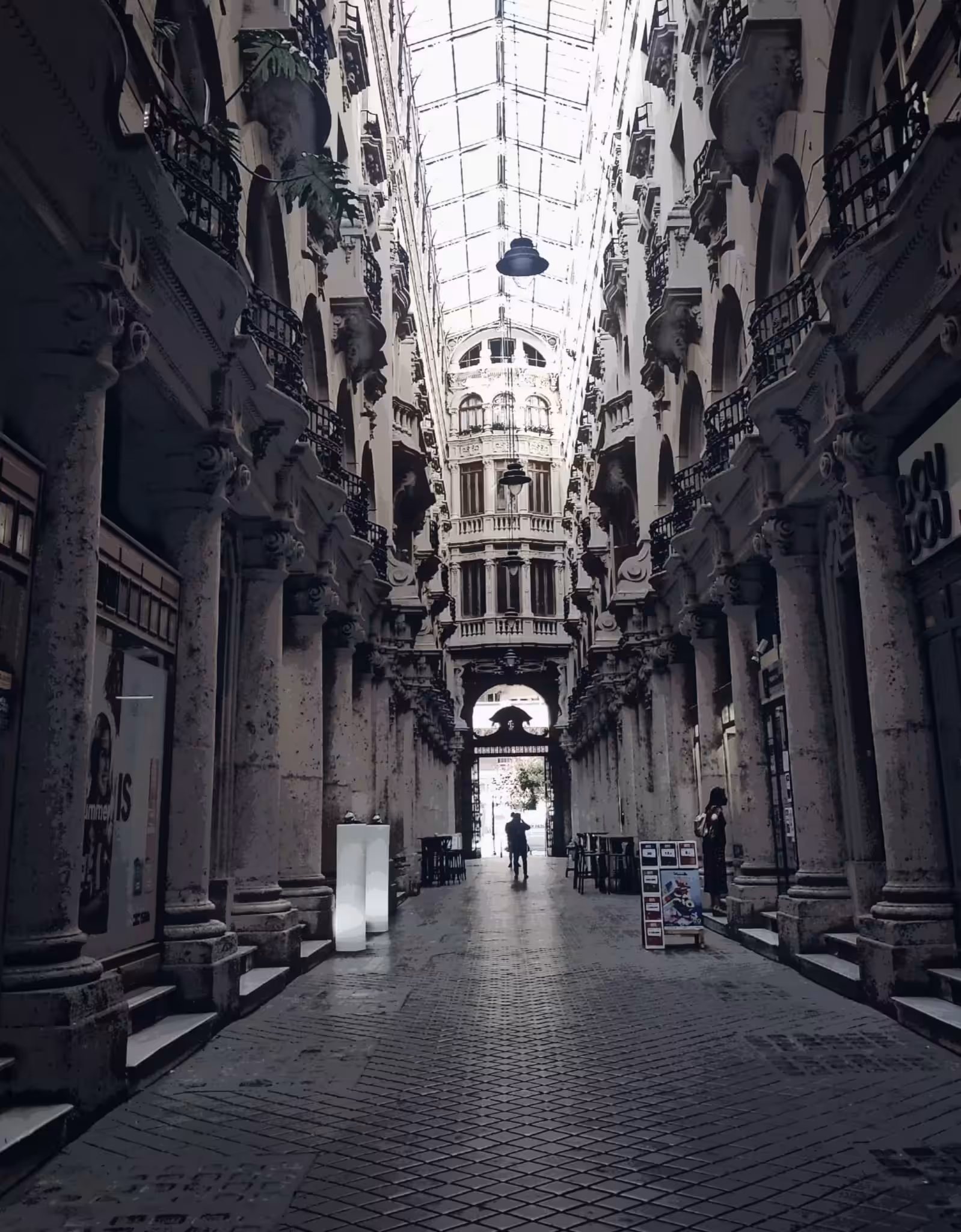 Lodares passage
