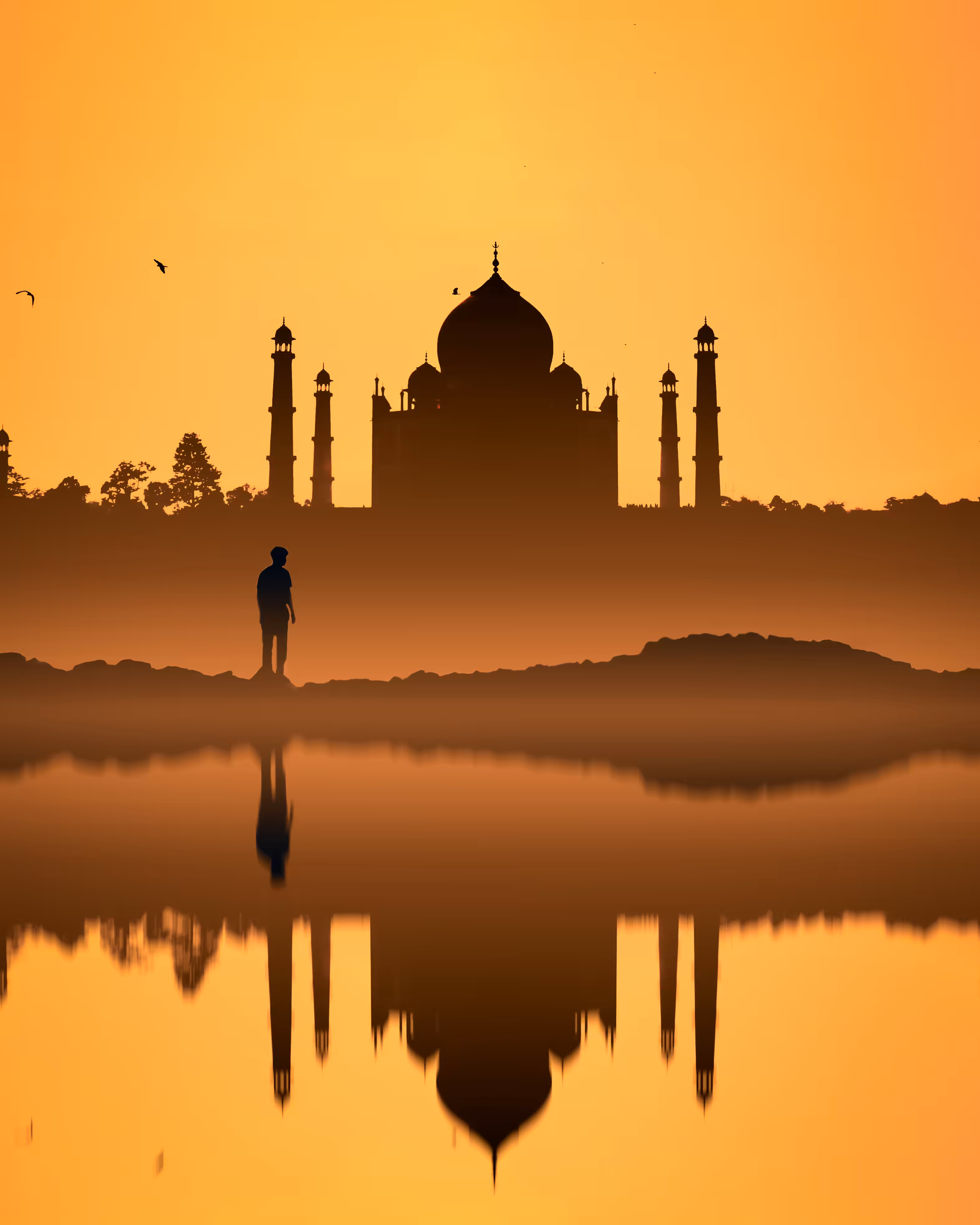 Hazy winter morning at Tajmahal.