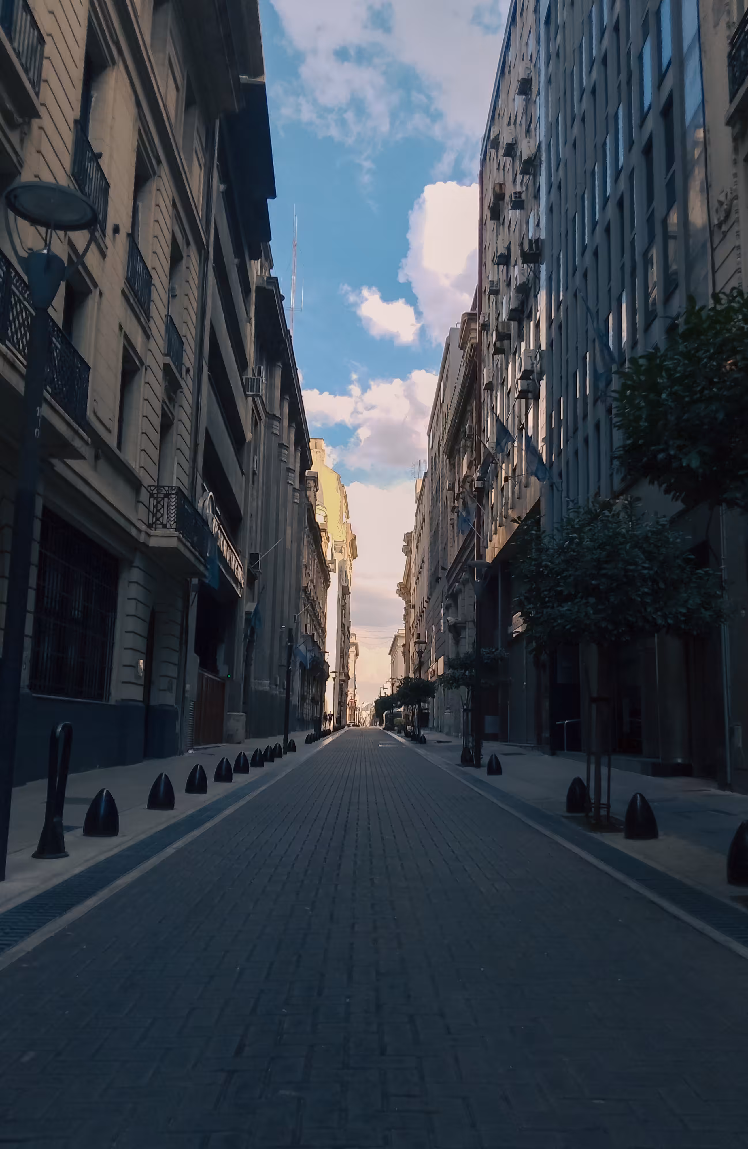Uphill Street