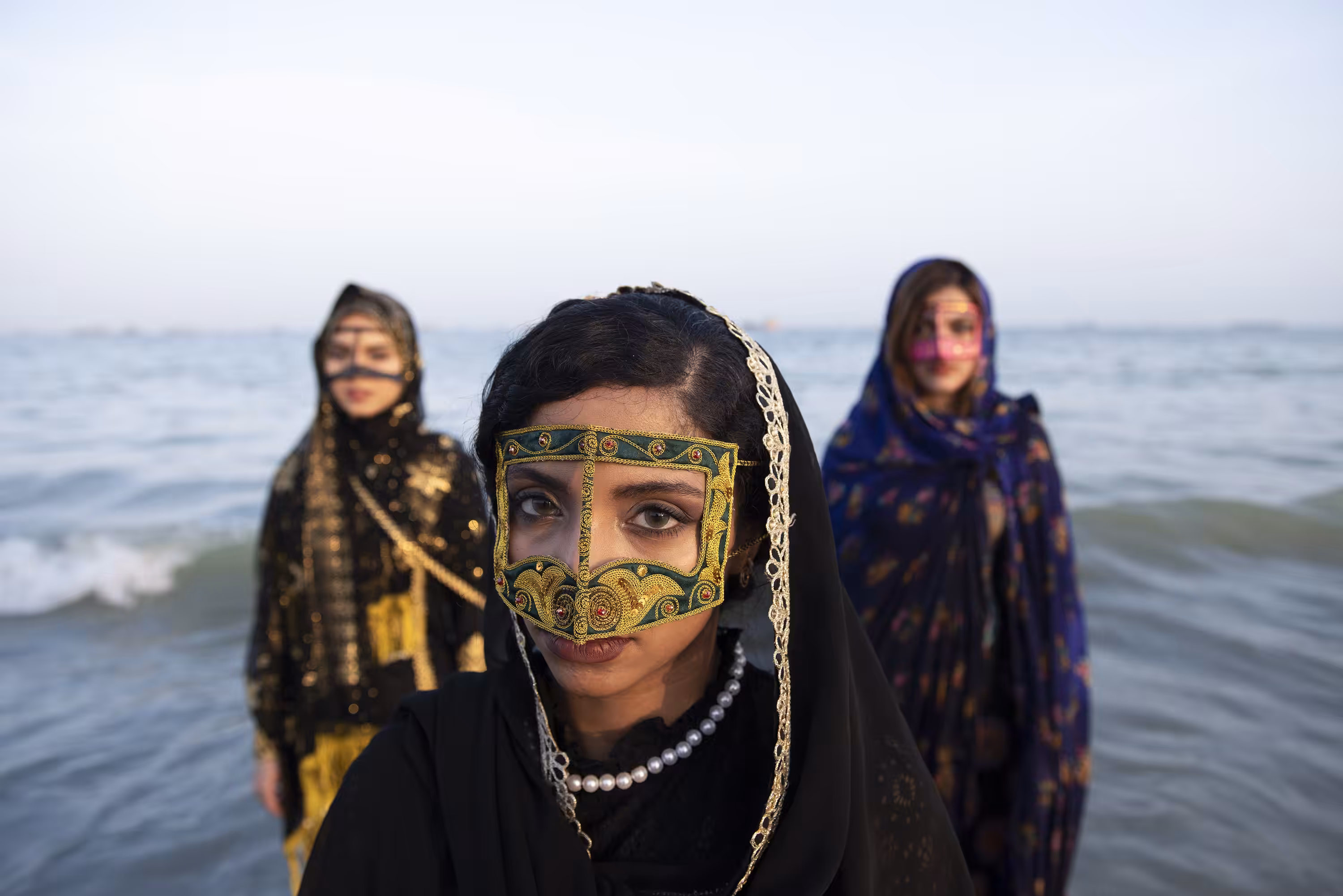 Traditional dress of Hormozgan #8