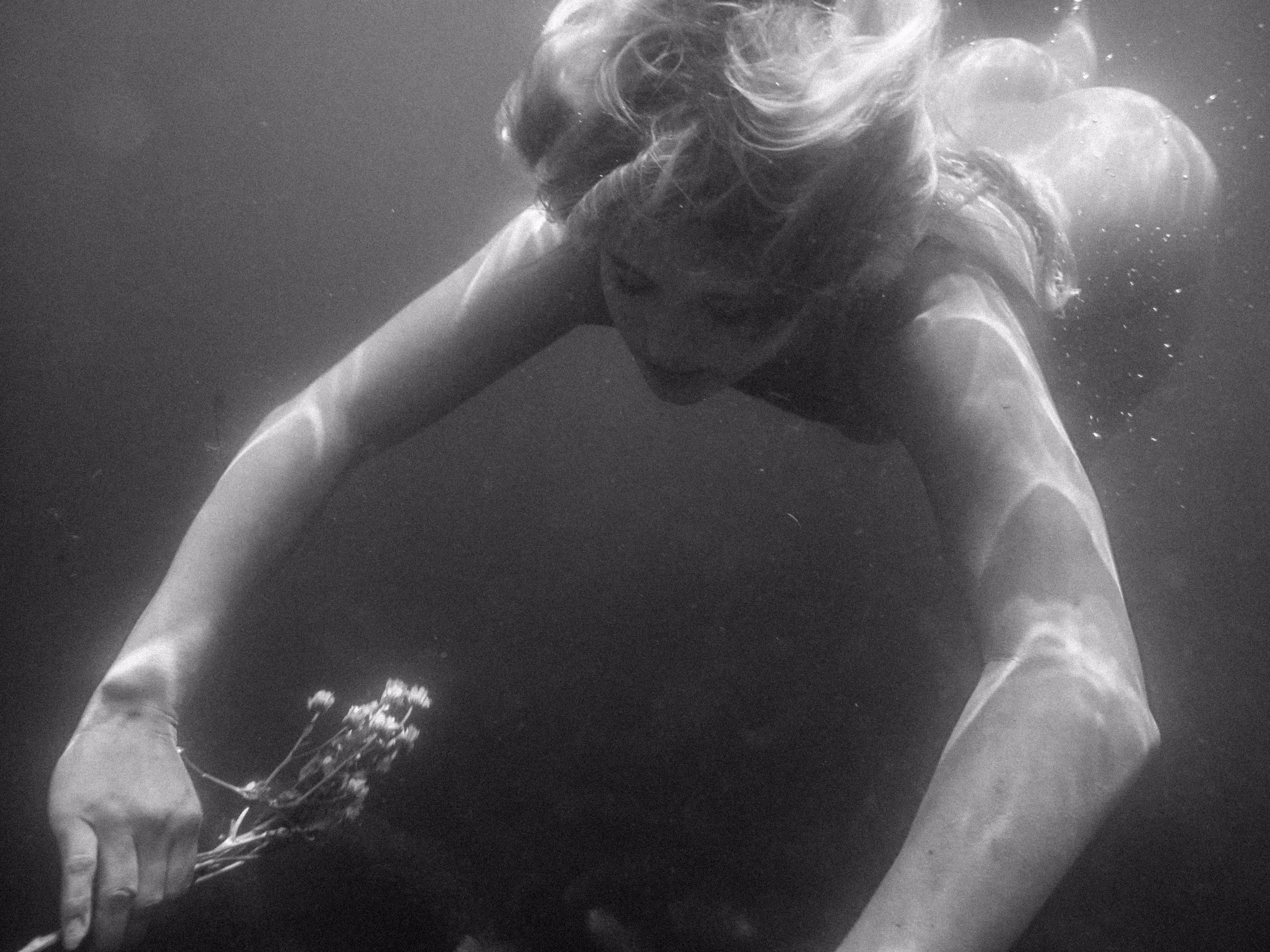 Sensual Nude Portrait - Underwater