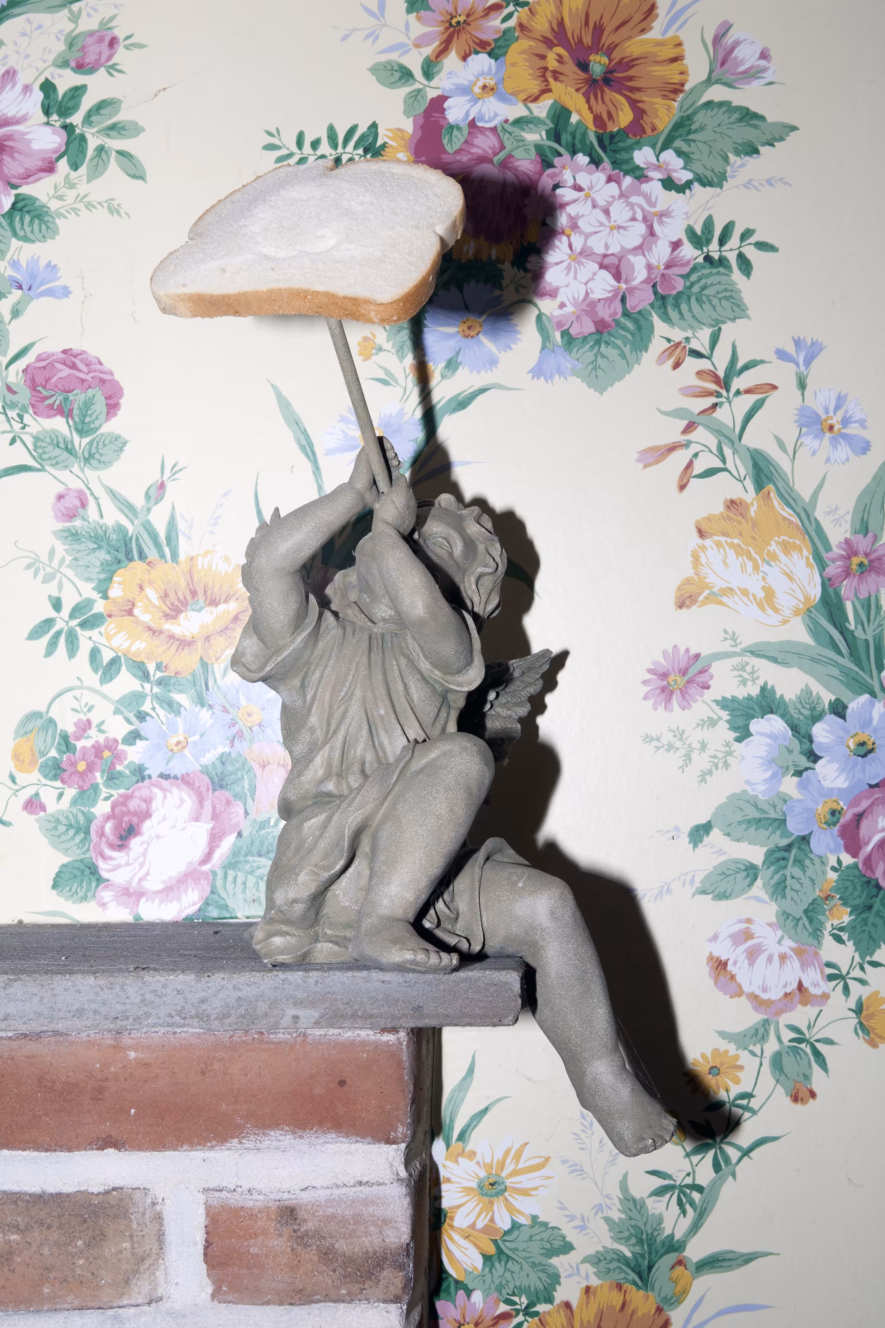 Statue Bread