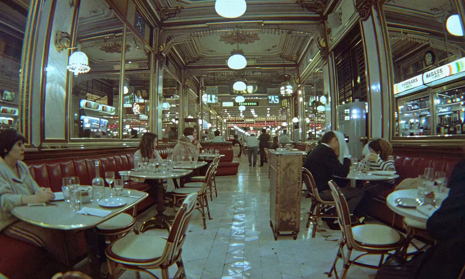 Au Café de l'Univers
