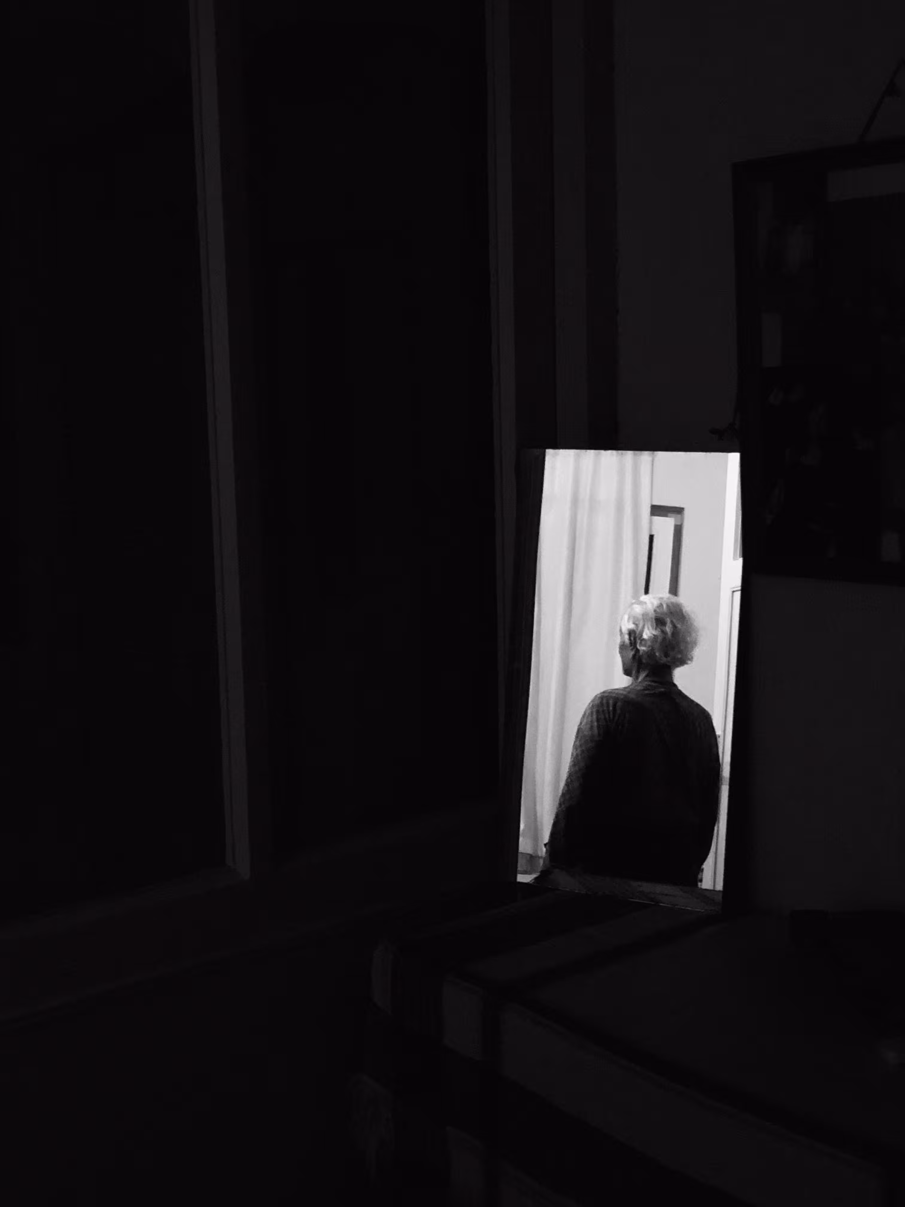 Woman in the mirror