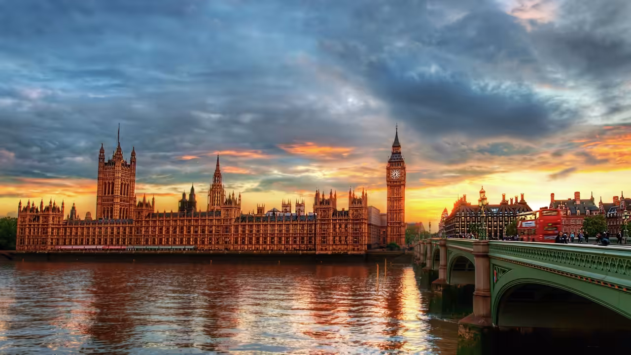 #4 - London