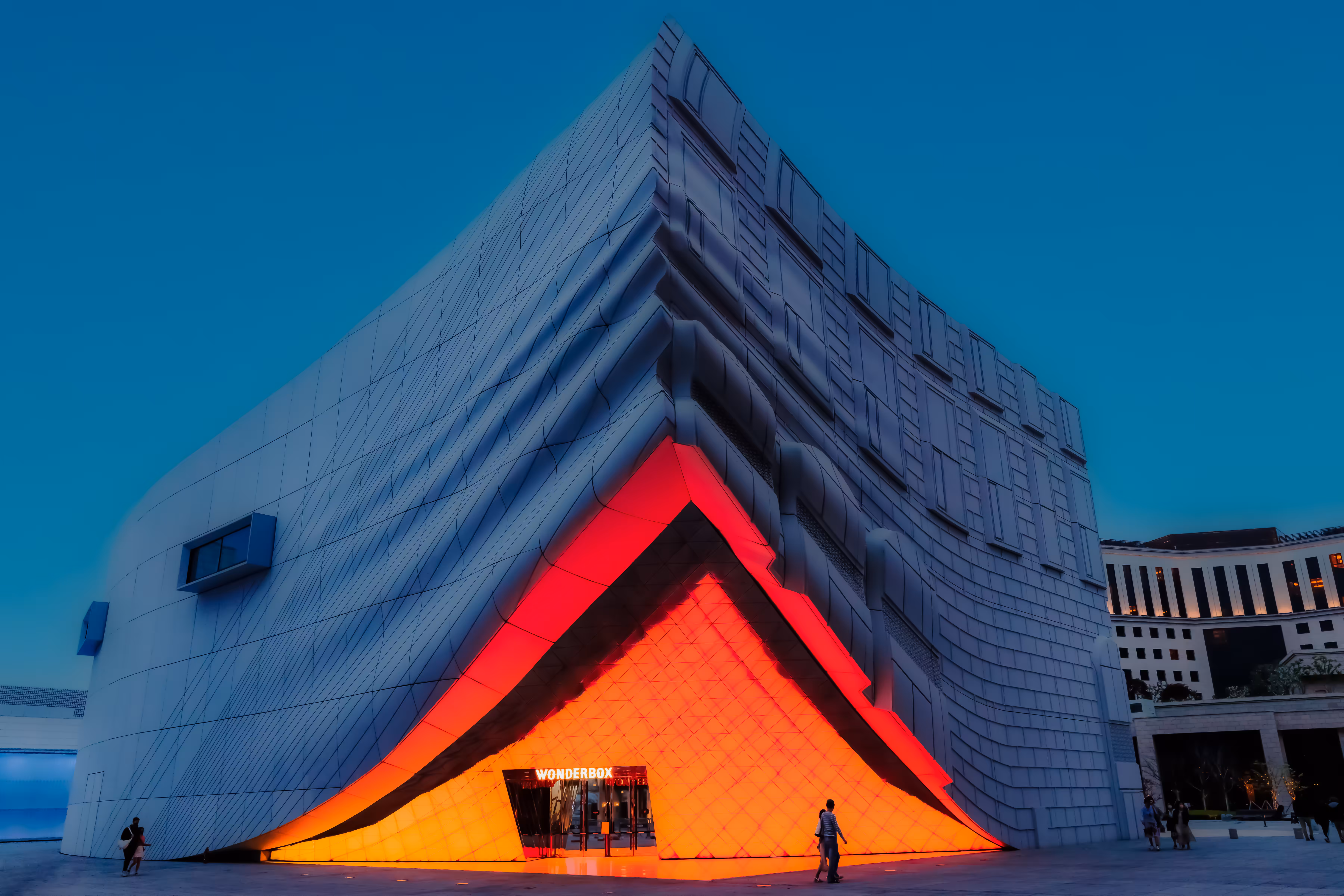 Fluorescentopolis