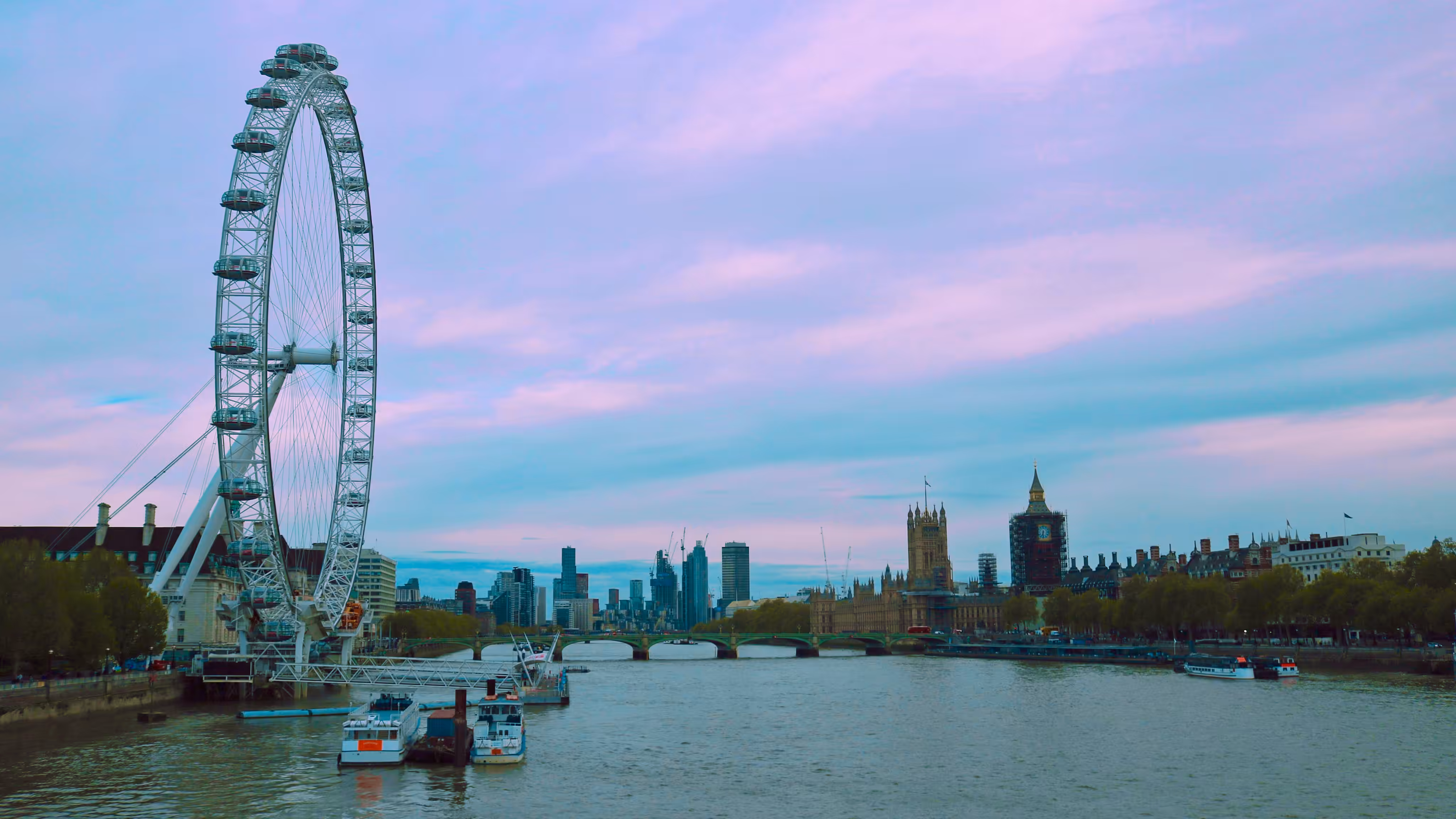 London cotton candy skies