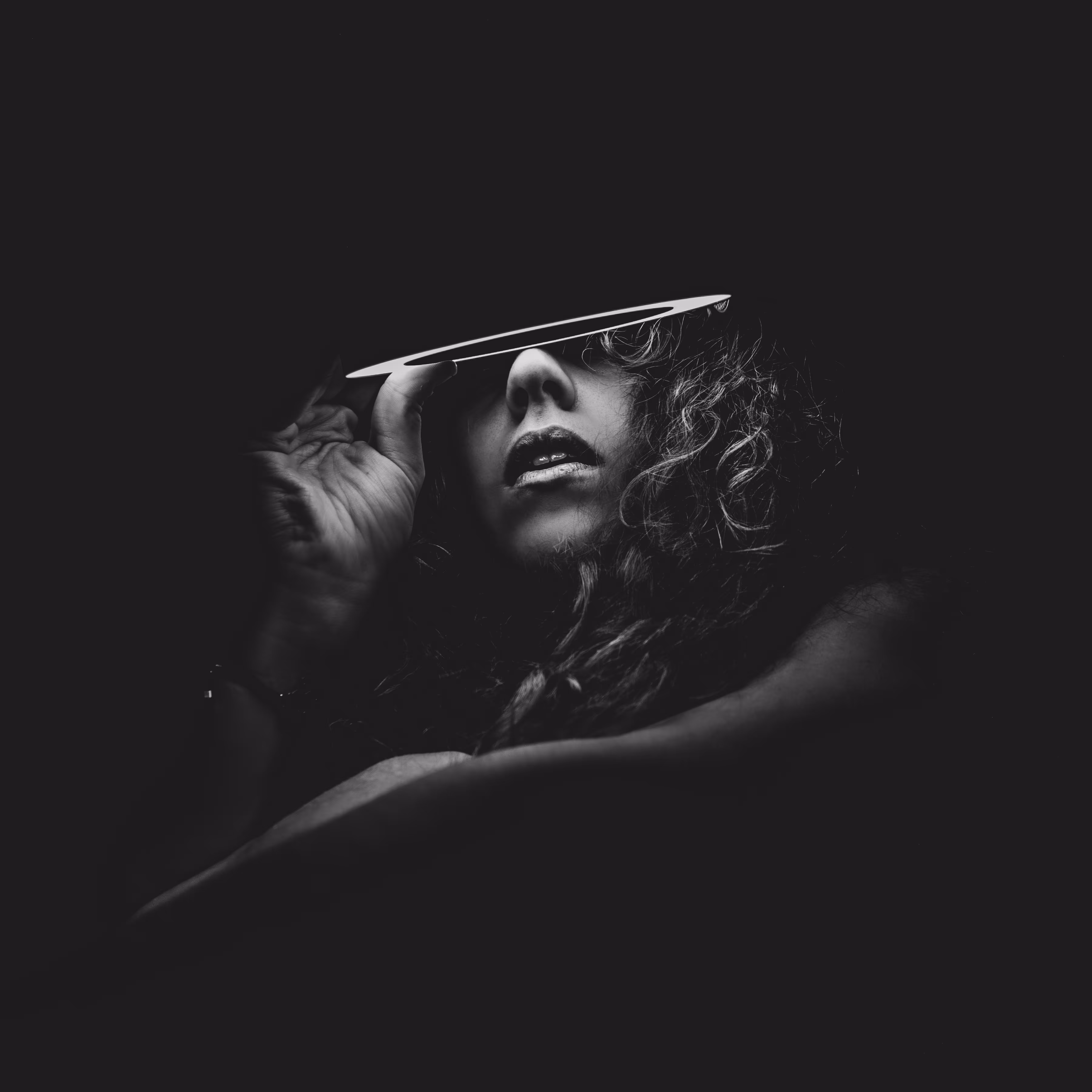 ♄ - It's all in the eyes