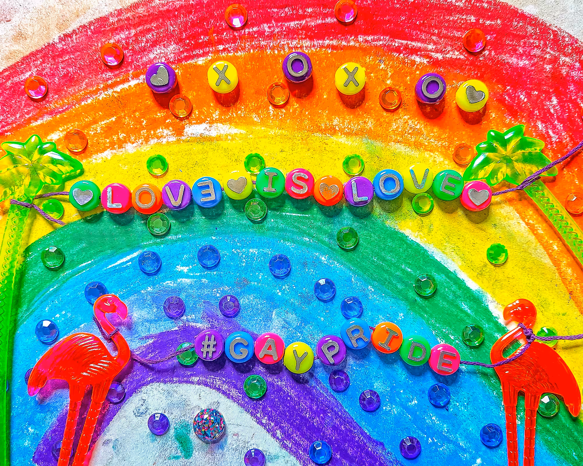 LoVe Is LoVe
