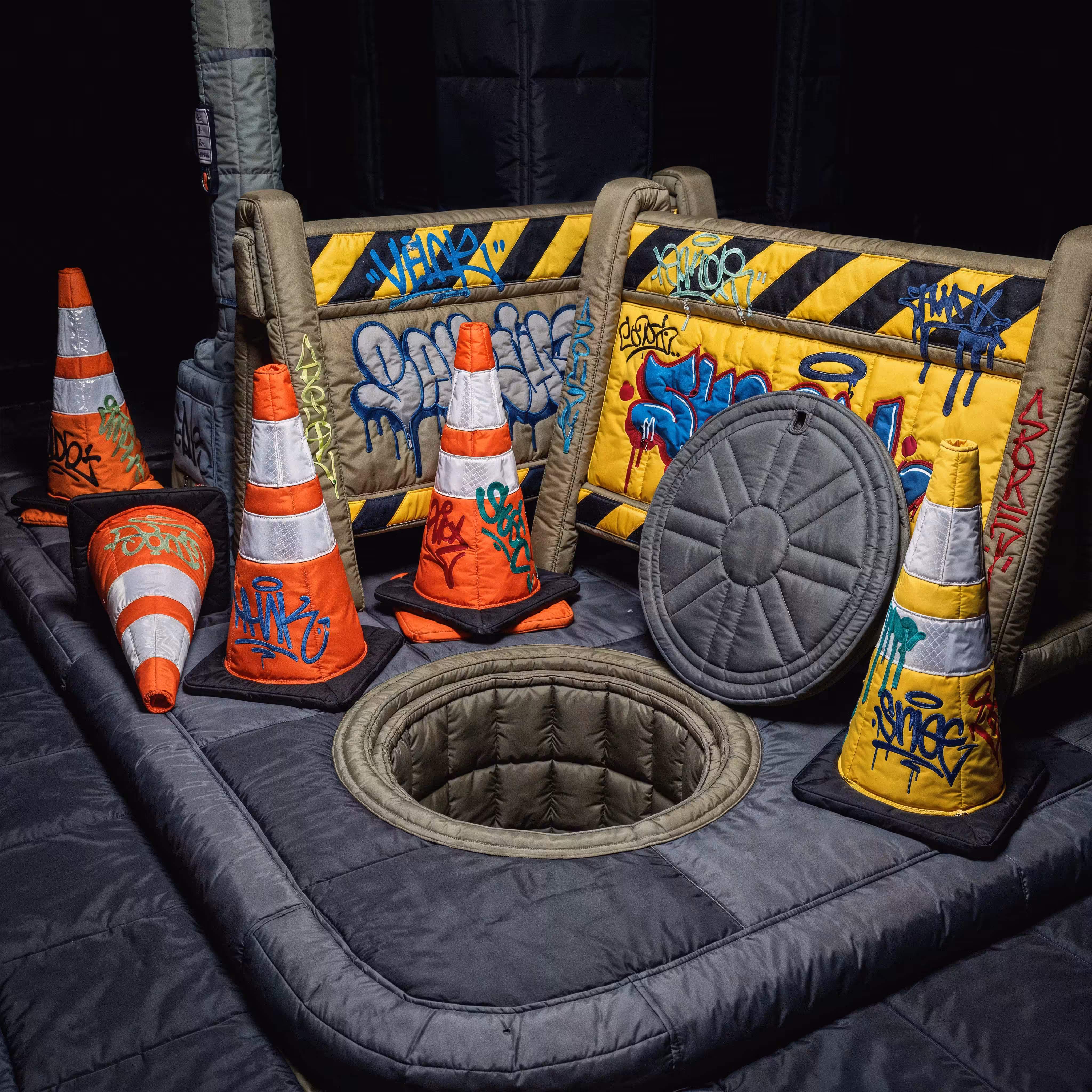 caution circle