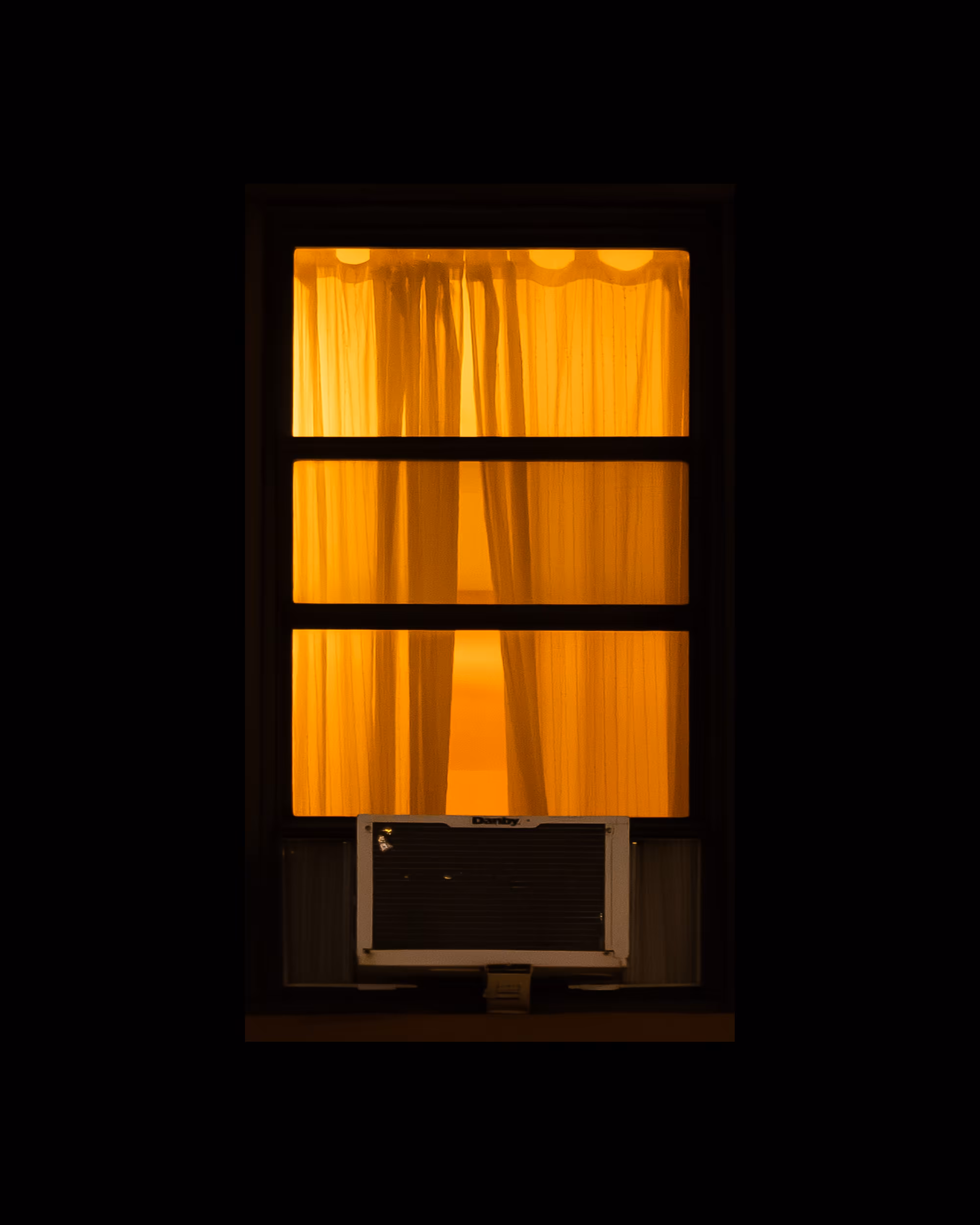 WINDOW 483