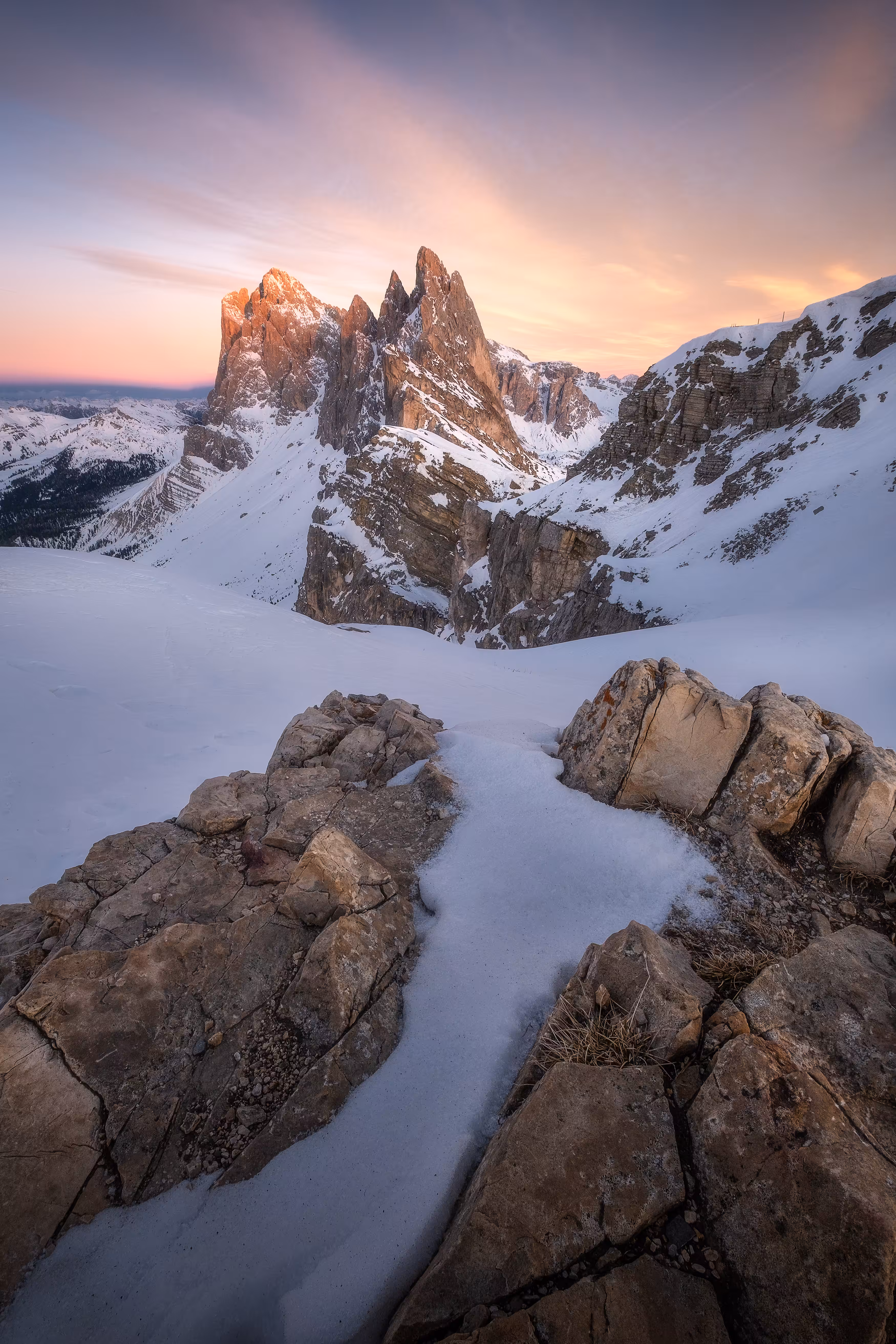 'Mountain Treasures - Panta Rei'