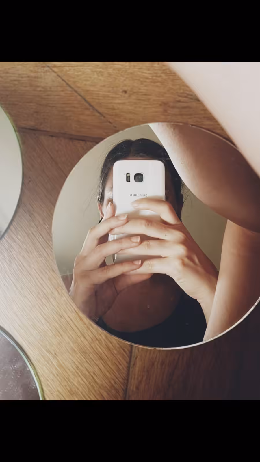 Hi