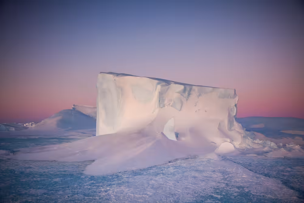Bandits Hut Iceberg