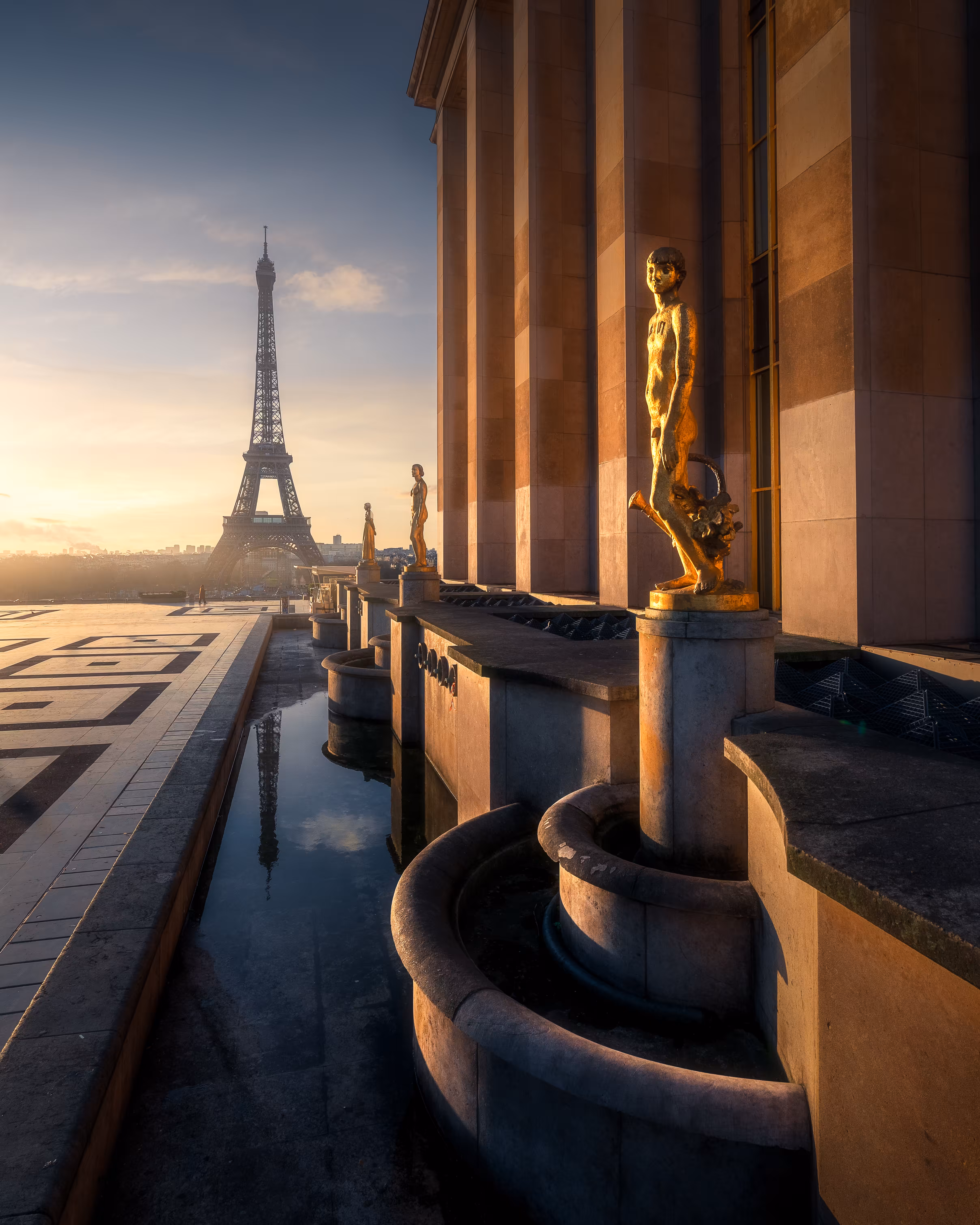 La Ville Lumière
