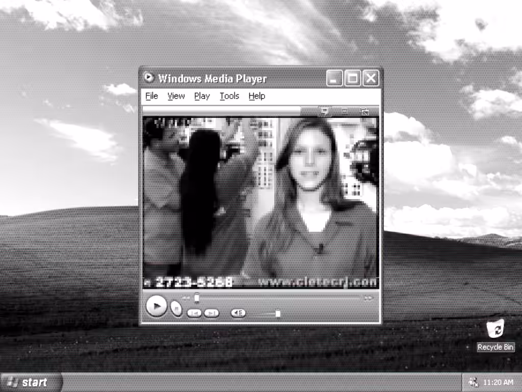 EU TAMBÉM // Early Web Memories