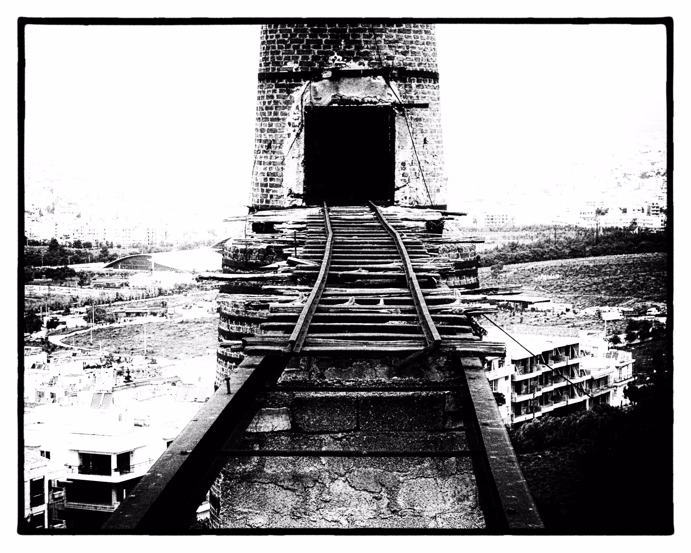  Rails to the fireplace ( Exhibited)