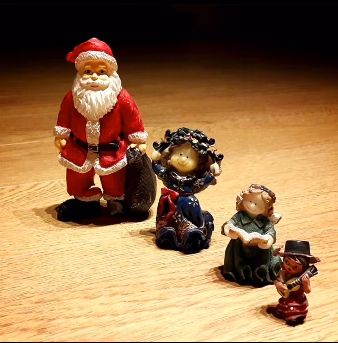 Santa crew