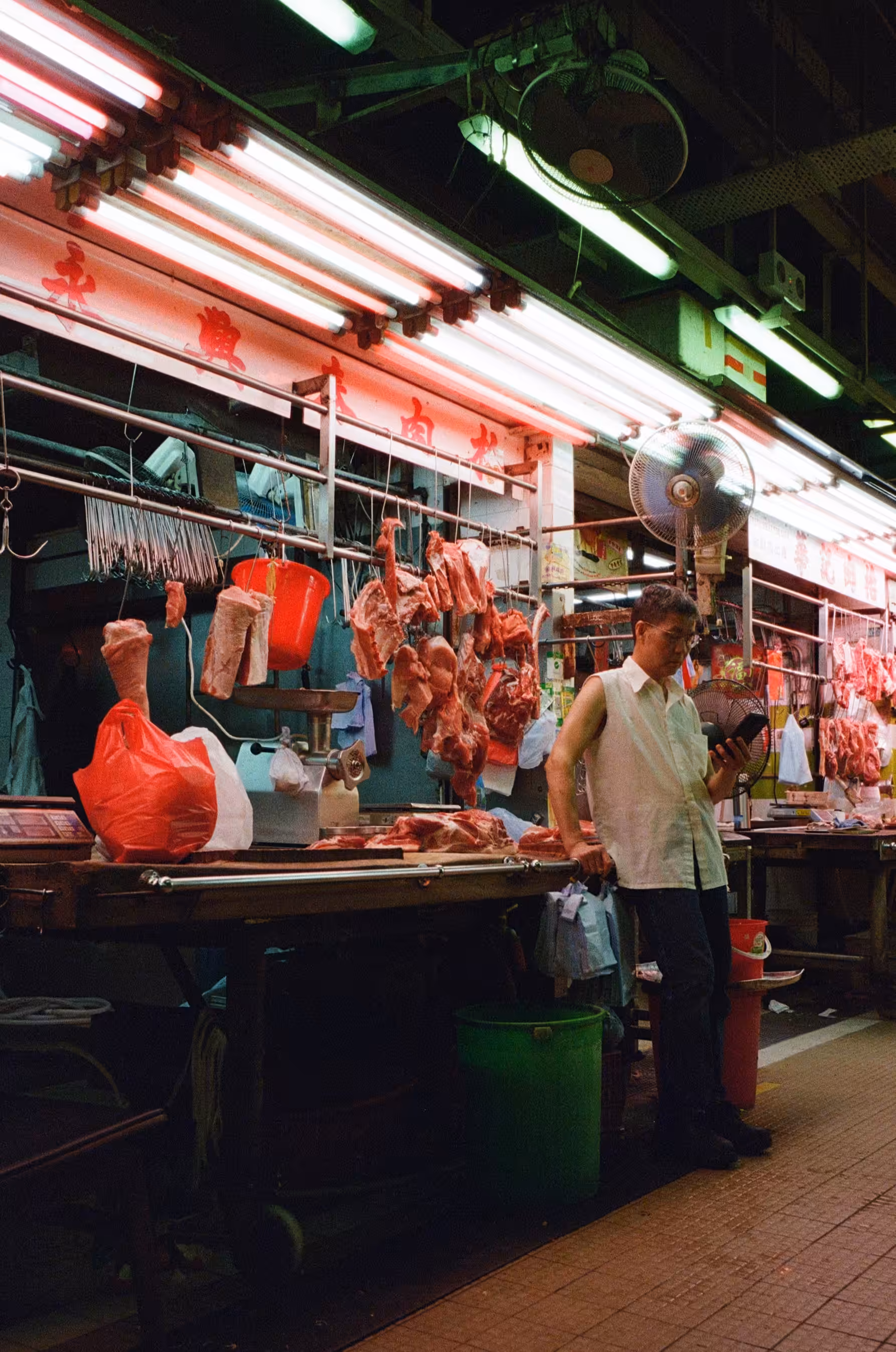 Rodeo posts: Meat & Greet