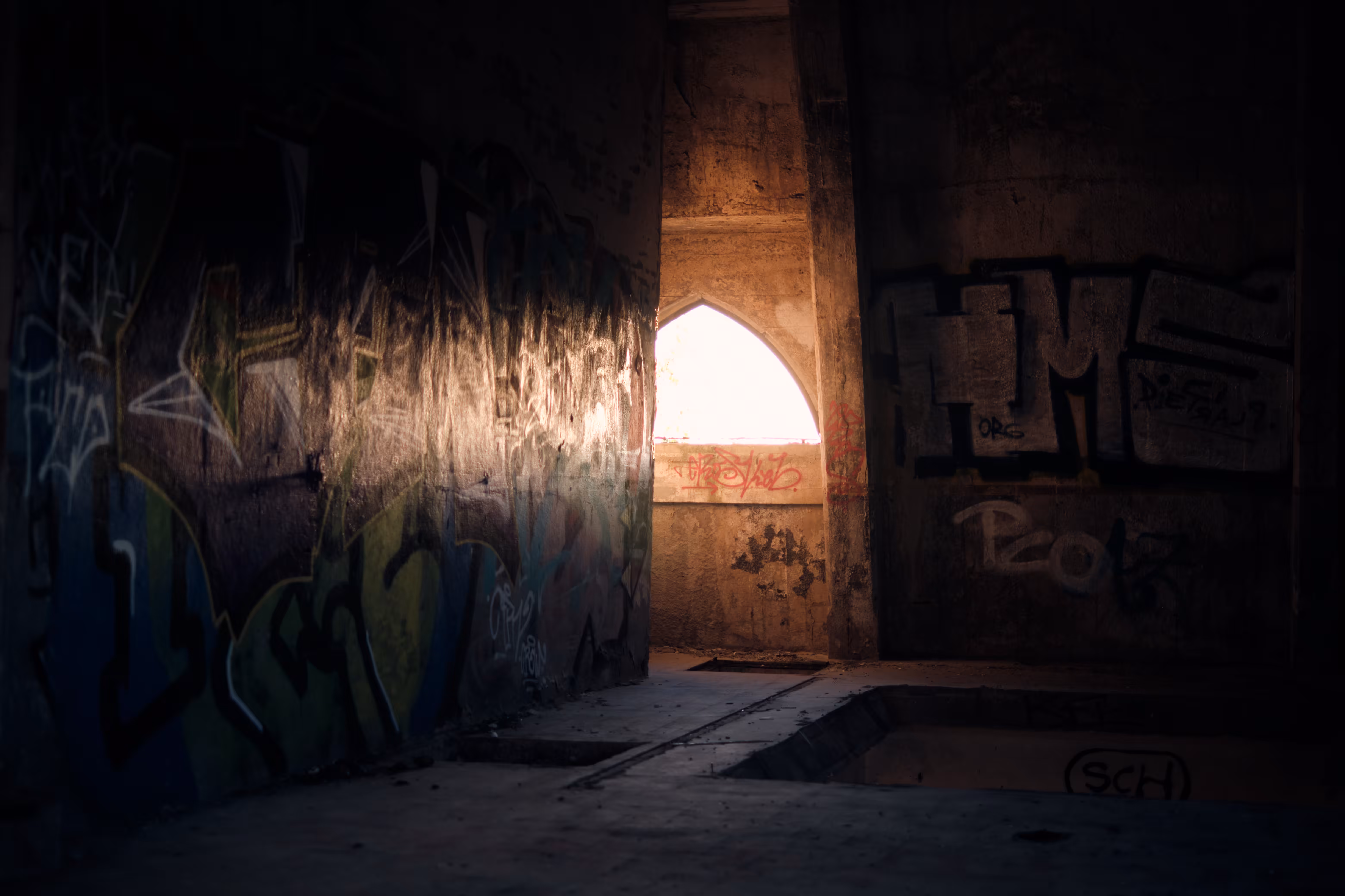 broken light