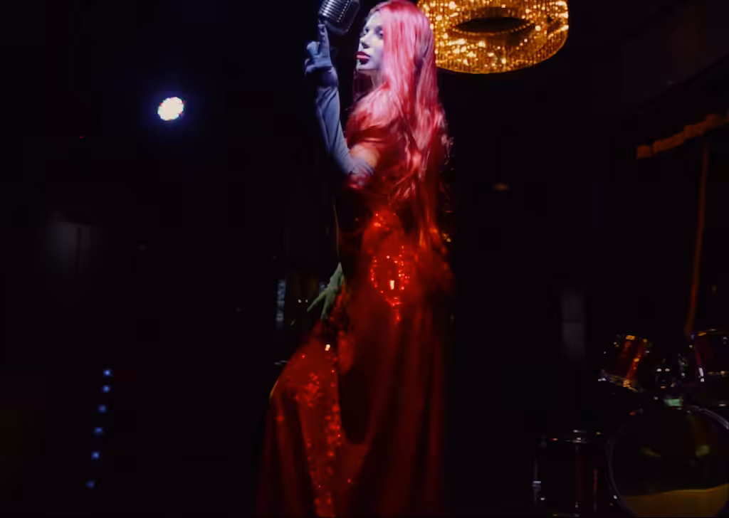 #34_Jessica Rabbit face