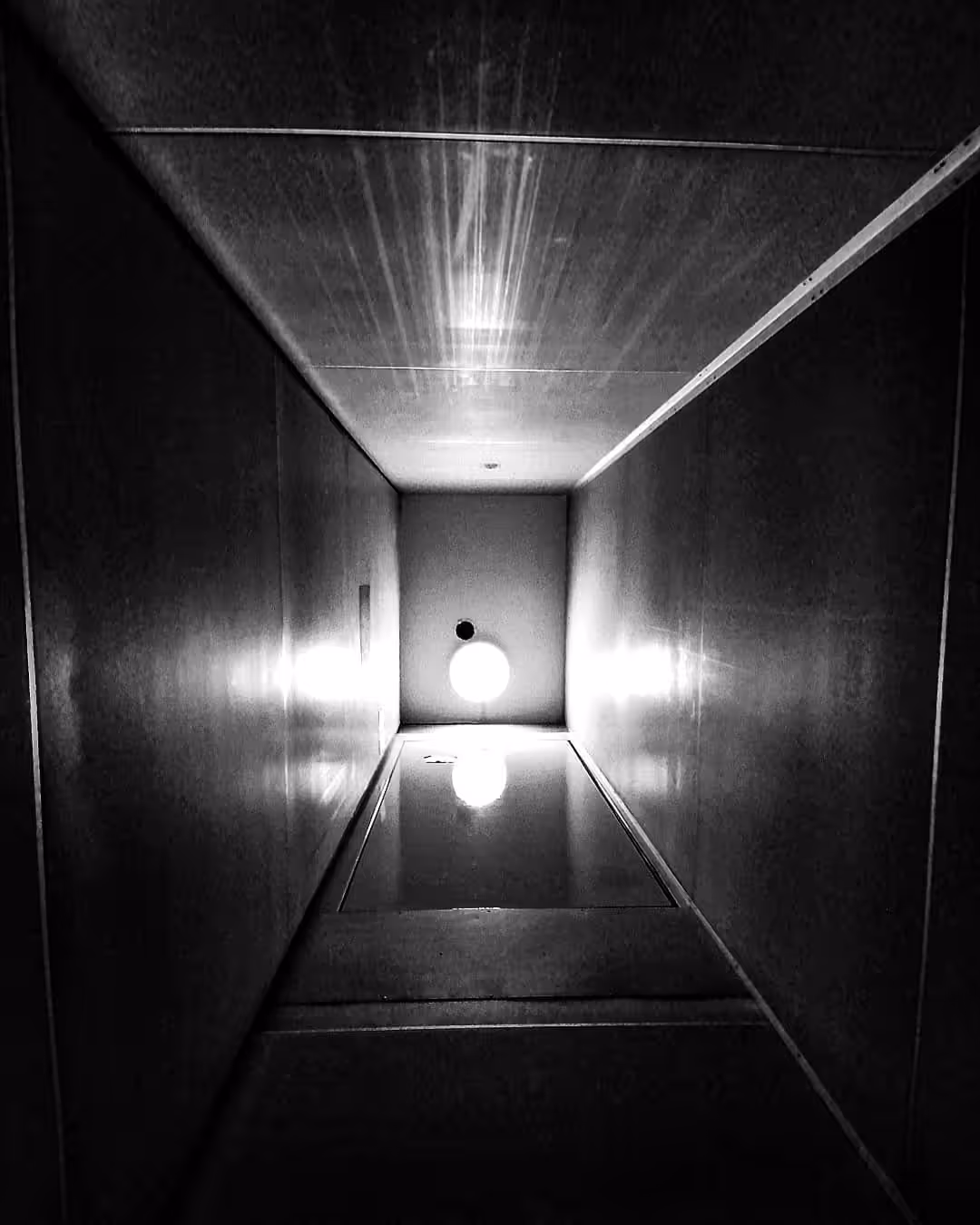 Black & White: A few steps to death