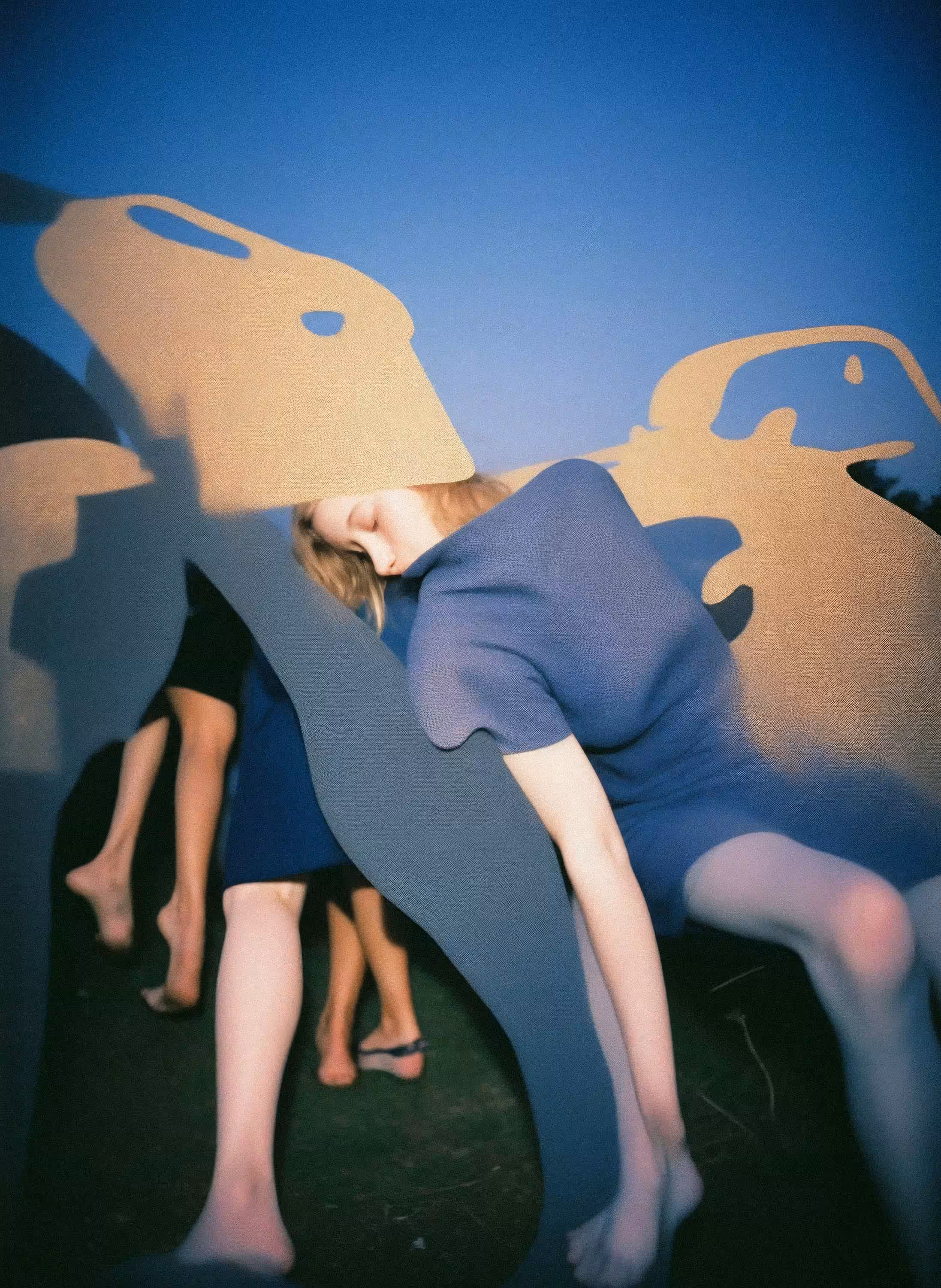 Ivona Tau - DROWNING IN CHARM