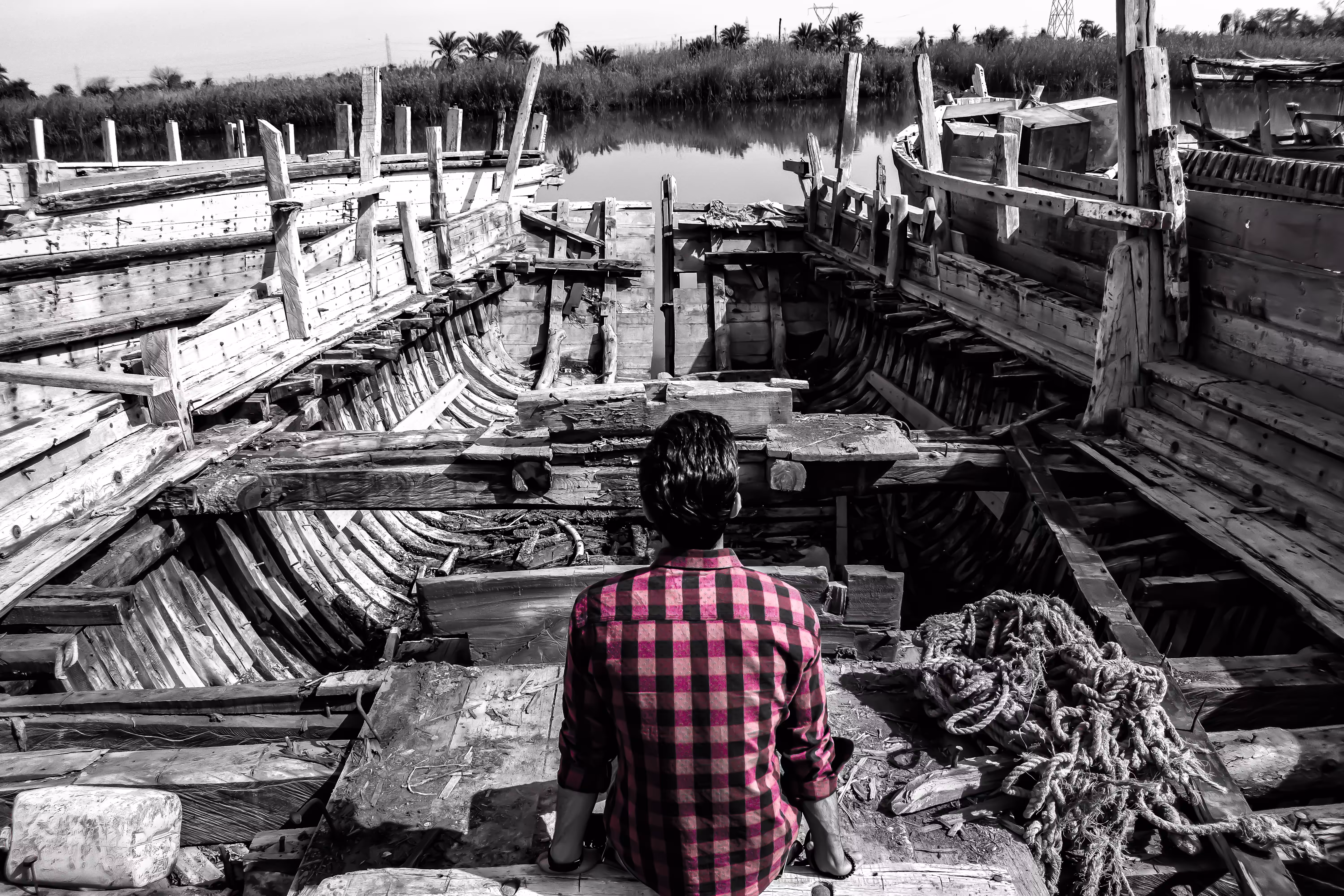 To mourn the boat