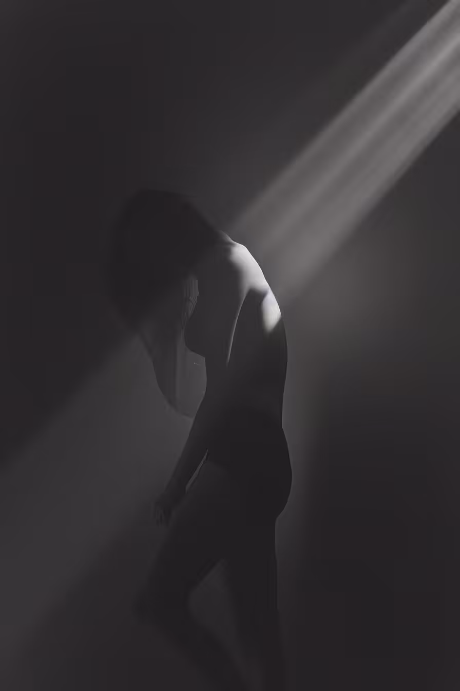 "Falling into the Void»