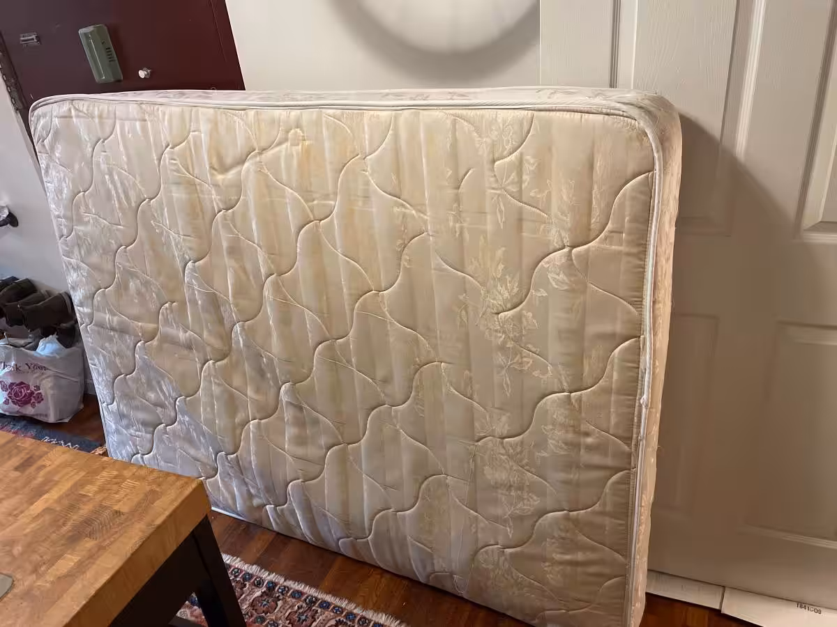 Full size mattress (Brooklyn)