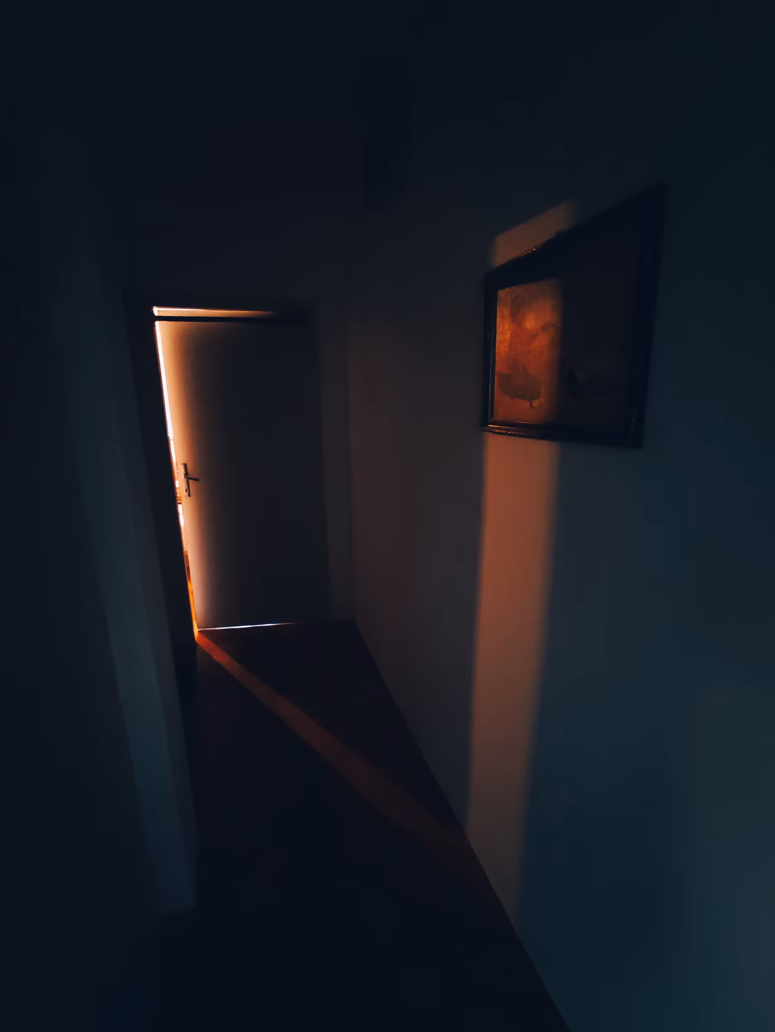 There's a Light Out on the Horizon