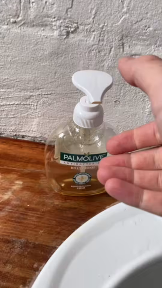 Trimming My Facial Hair in Lockdown