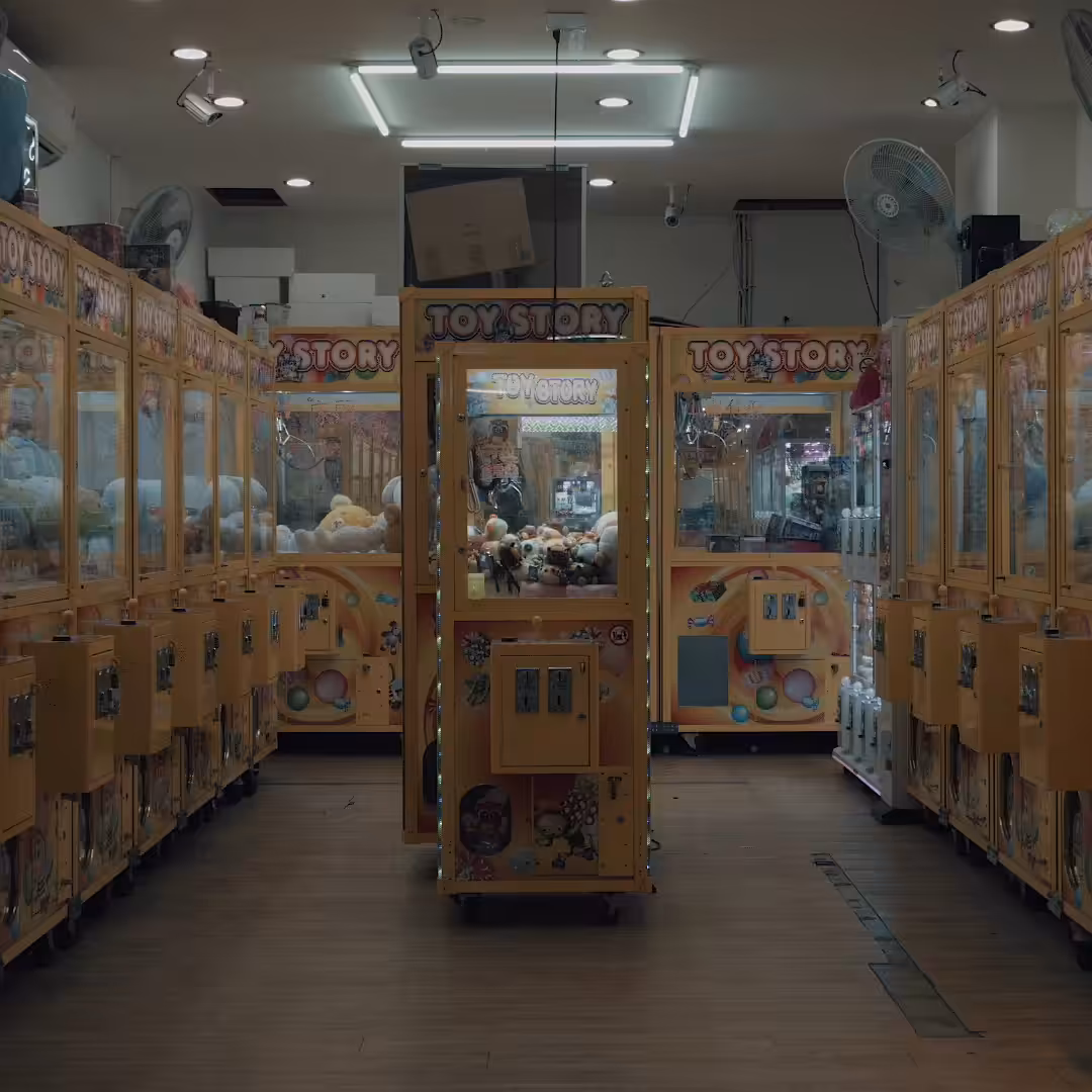 Lock-in Vending Machine 079