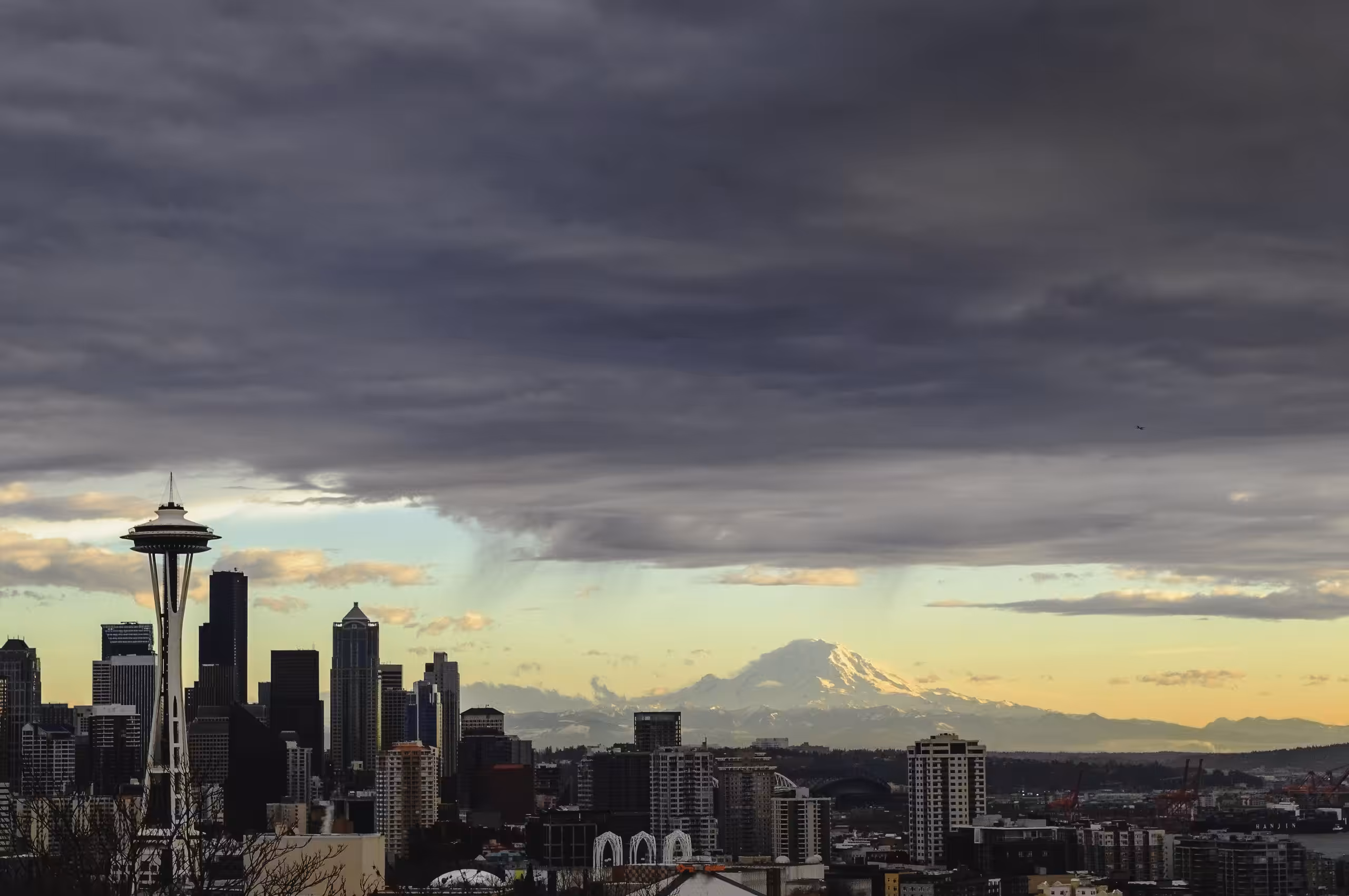 SEATTLE SKYLINE | SEATTLE WA