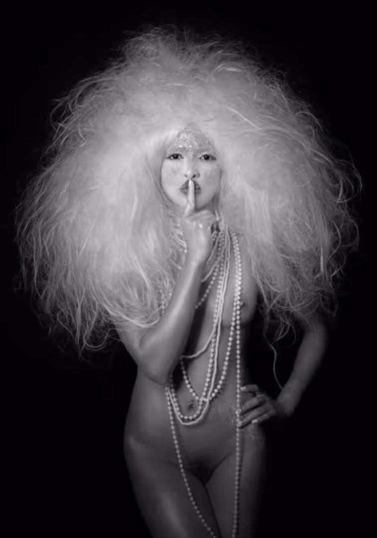 / The Goddess Of White Heat - Ssshhhh I’m in Control /