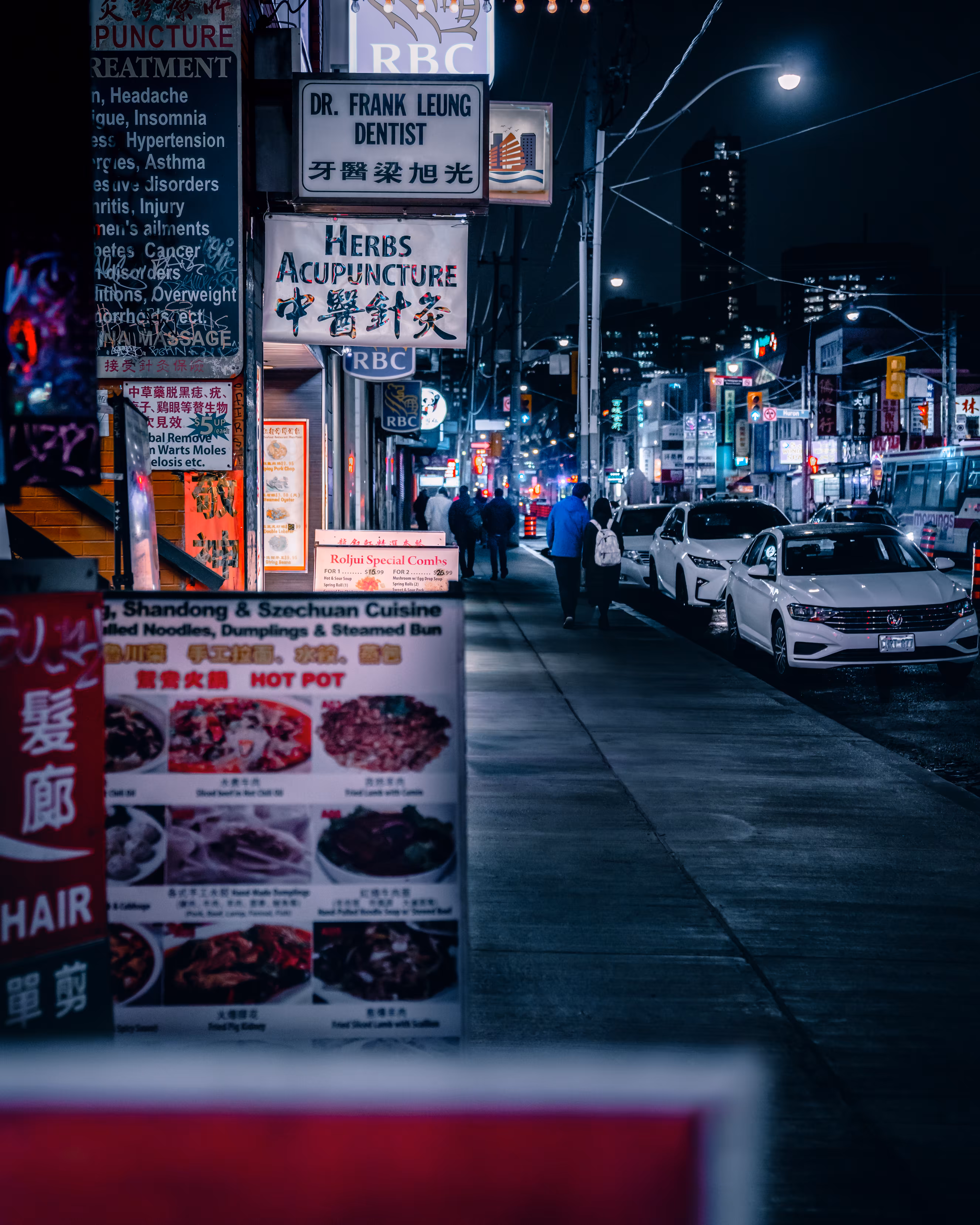 Sleepless Streets #068 Lean On Me