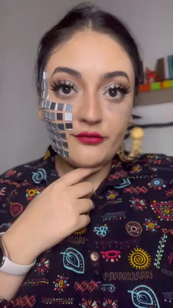 ASMR mirrored face