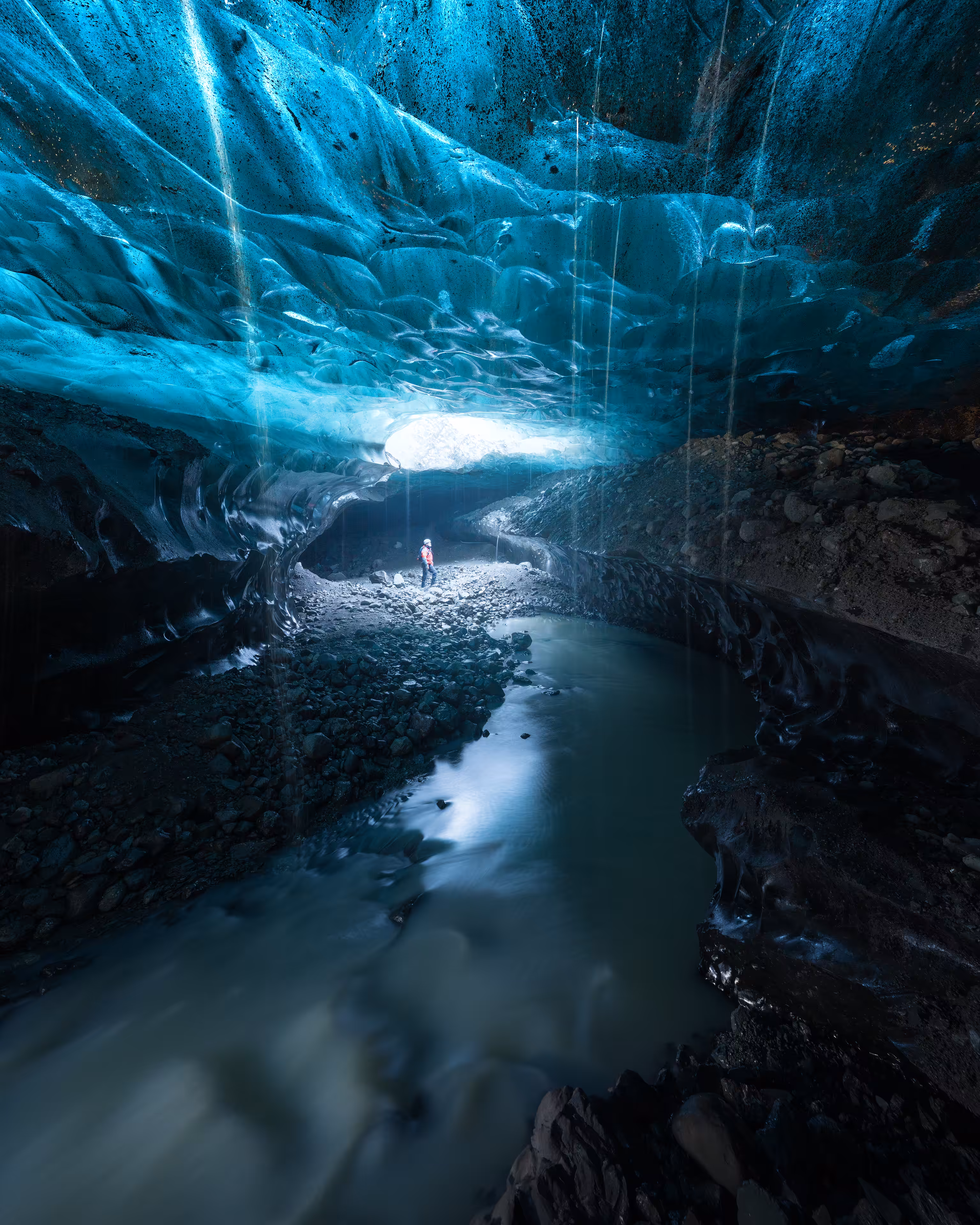 Jabi Sanz: Ice cave