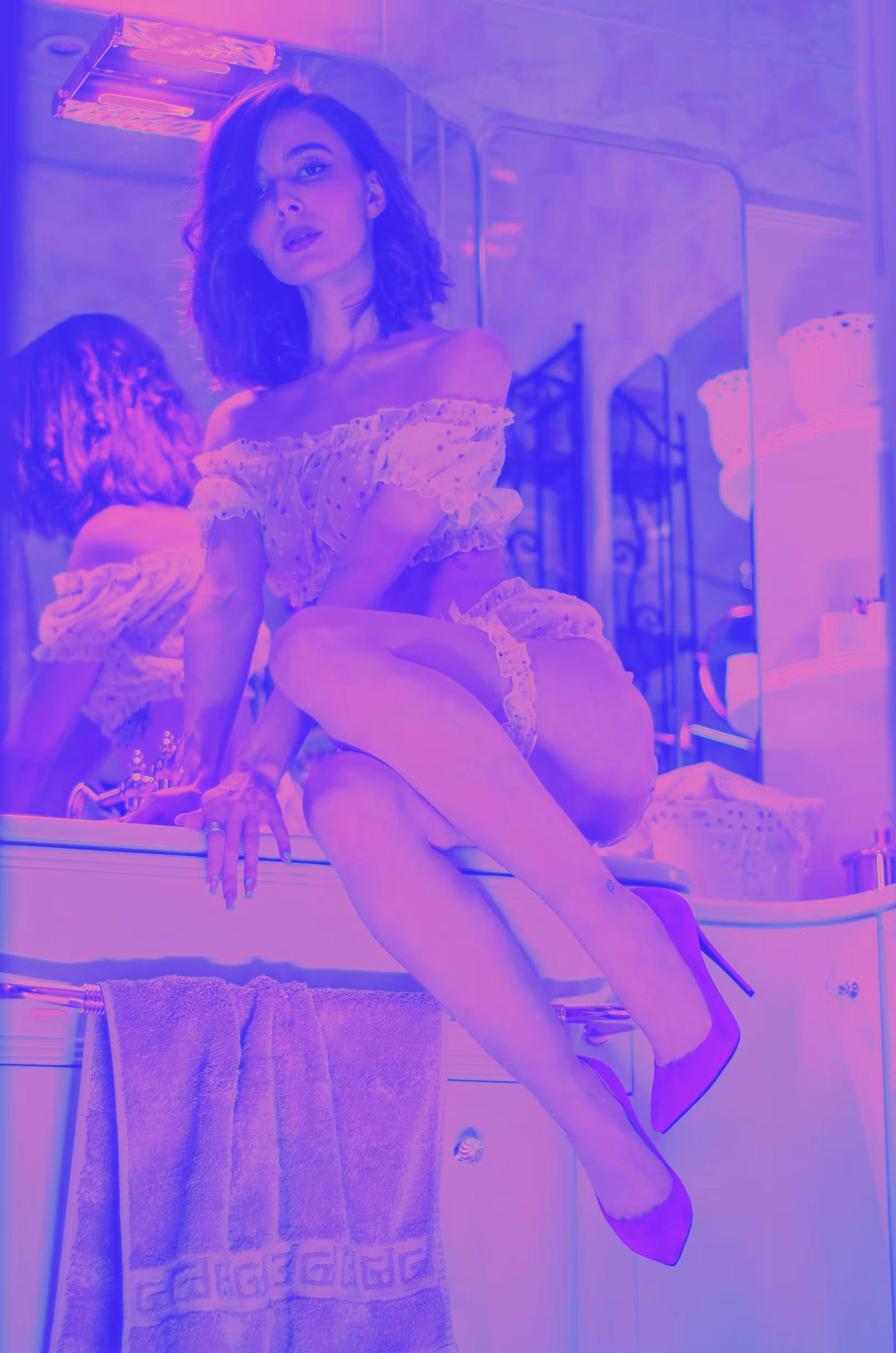Neon union