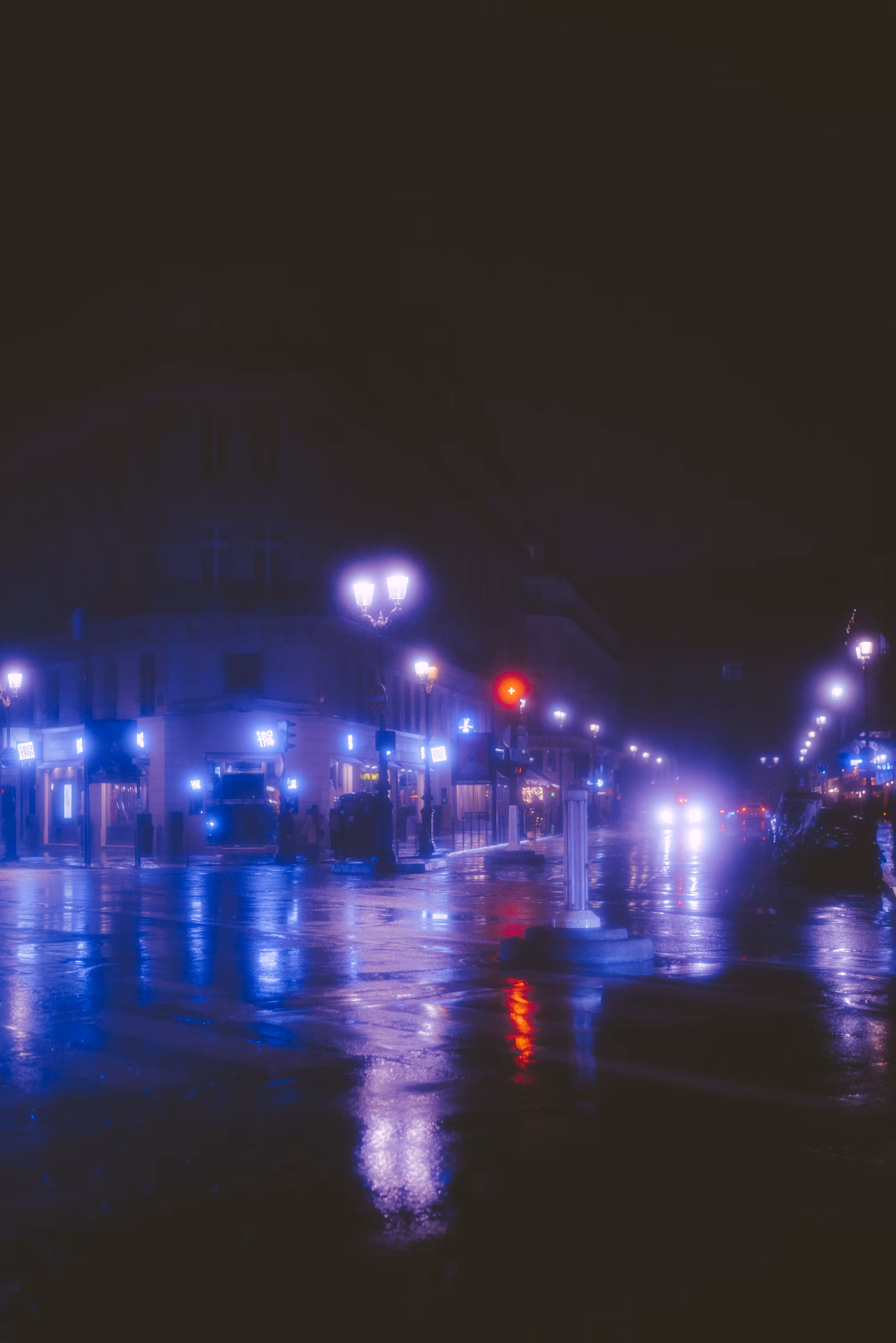 DREAMY TOWN • 11:43pm