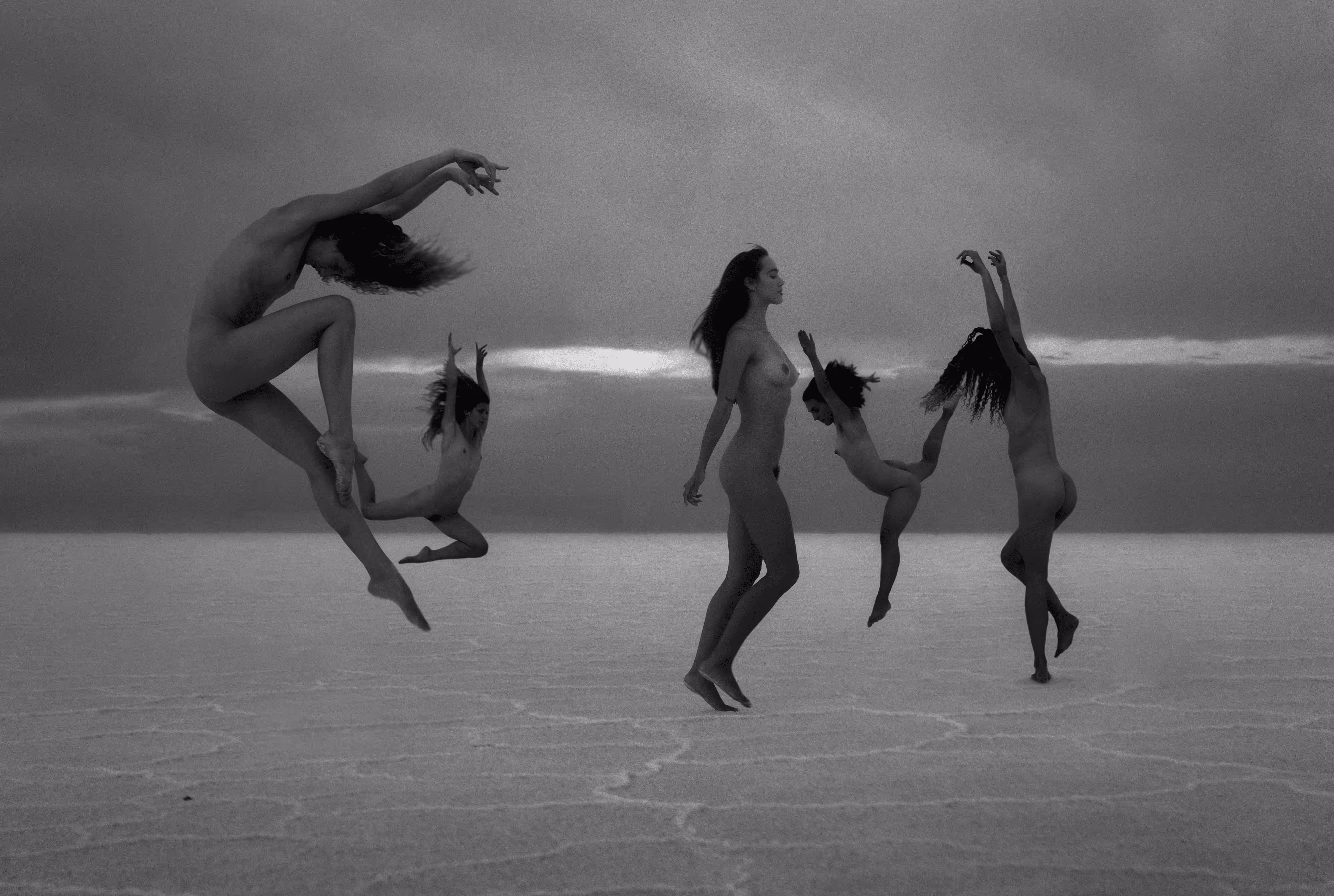 GM - BnW Version - Fine Art Nude Photo