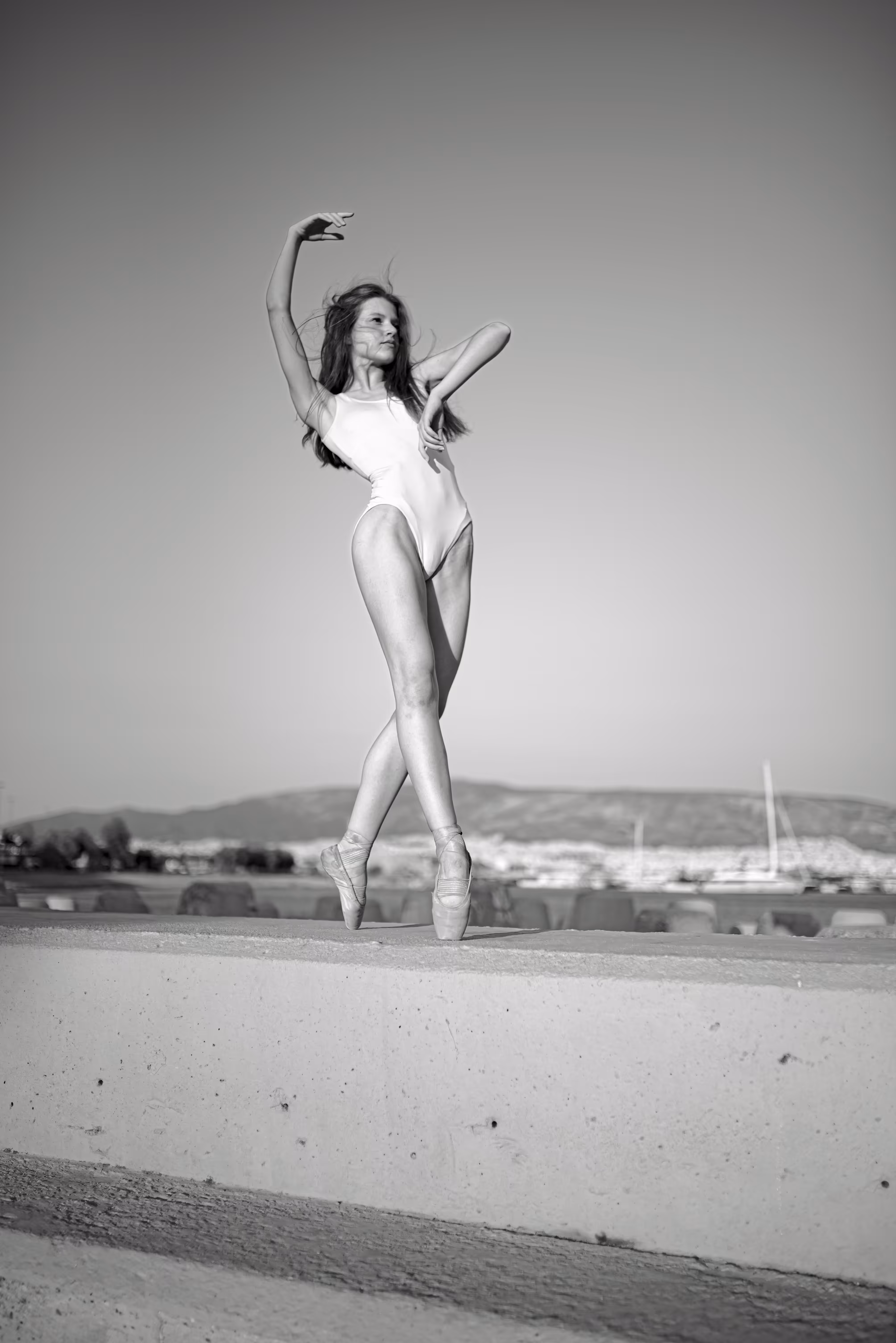 BALLERINA B&W #2