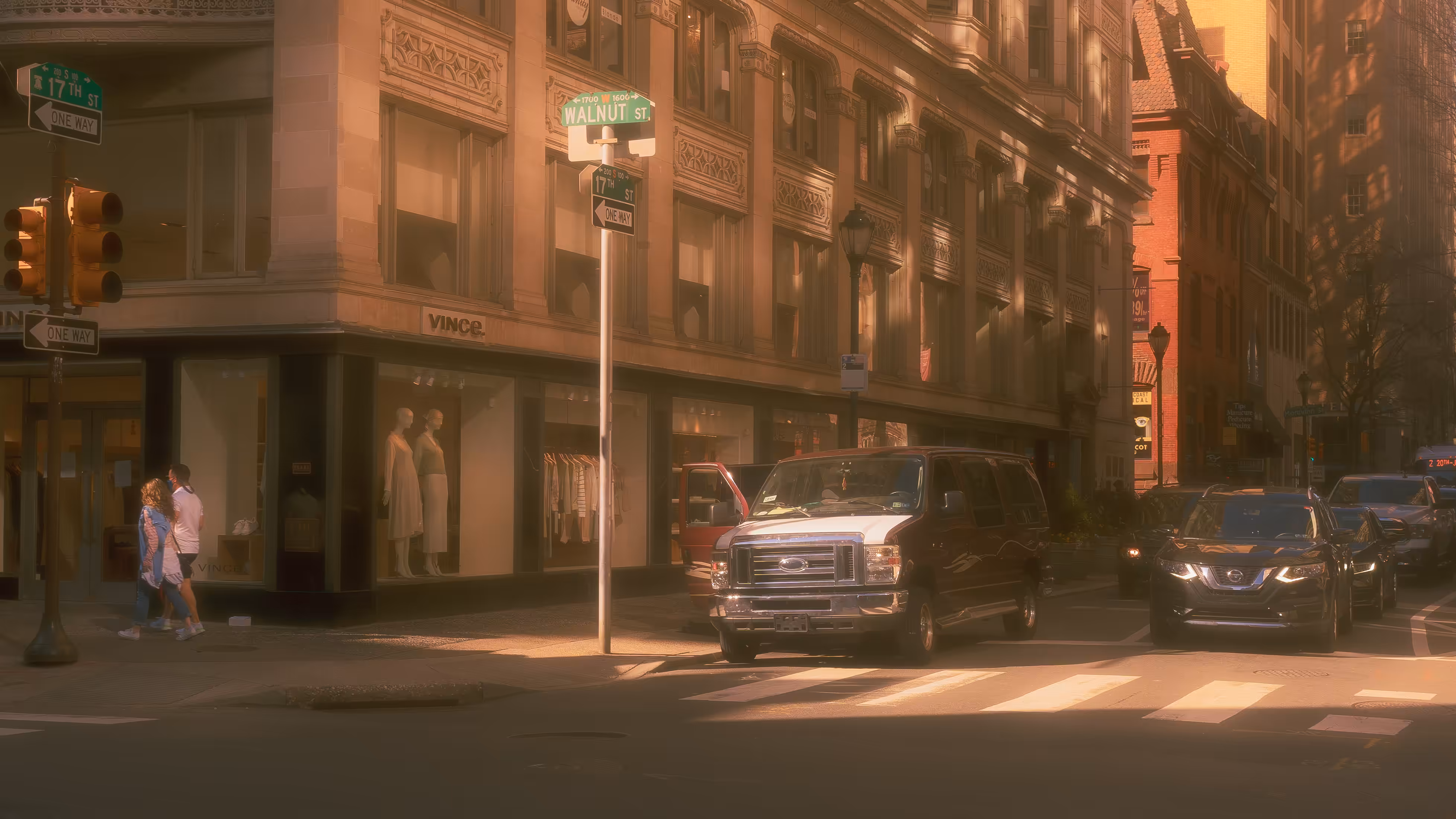 .wander this city with me