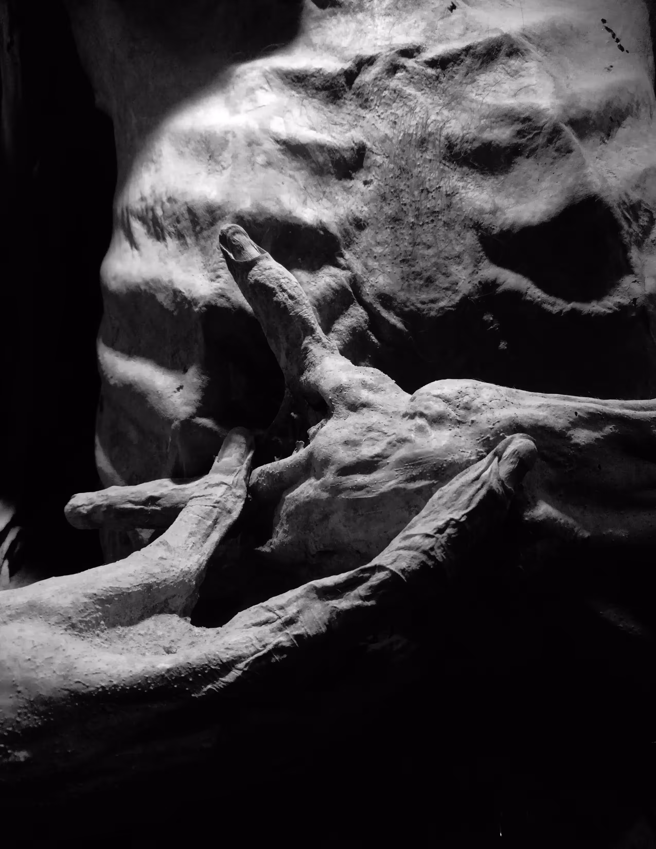 slippery fingers | doigts glissants | deditos resbalosos