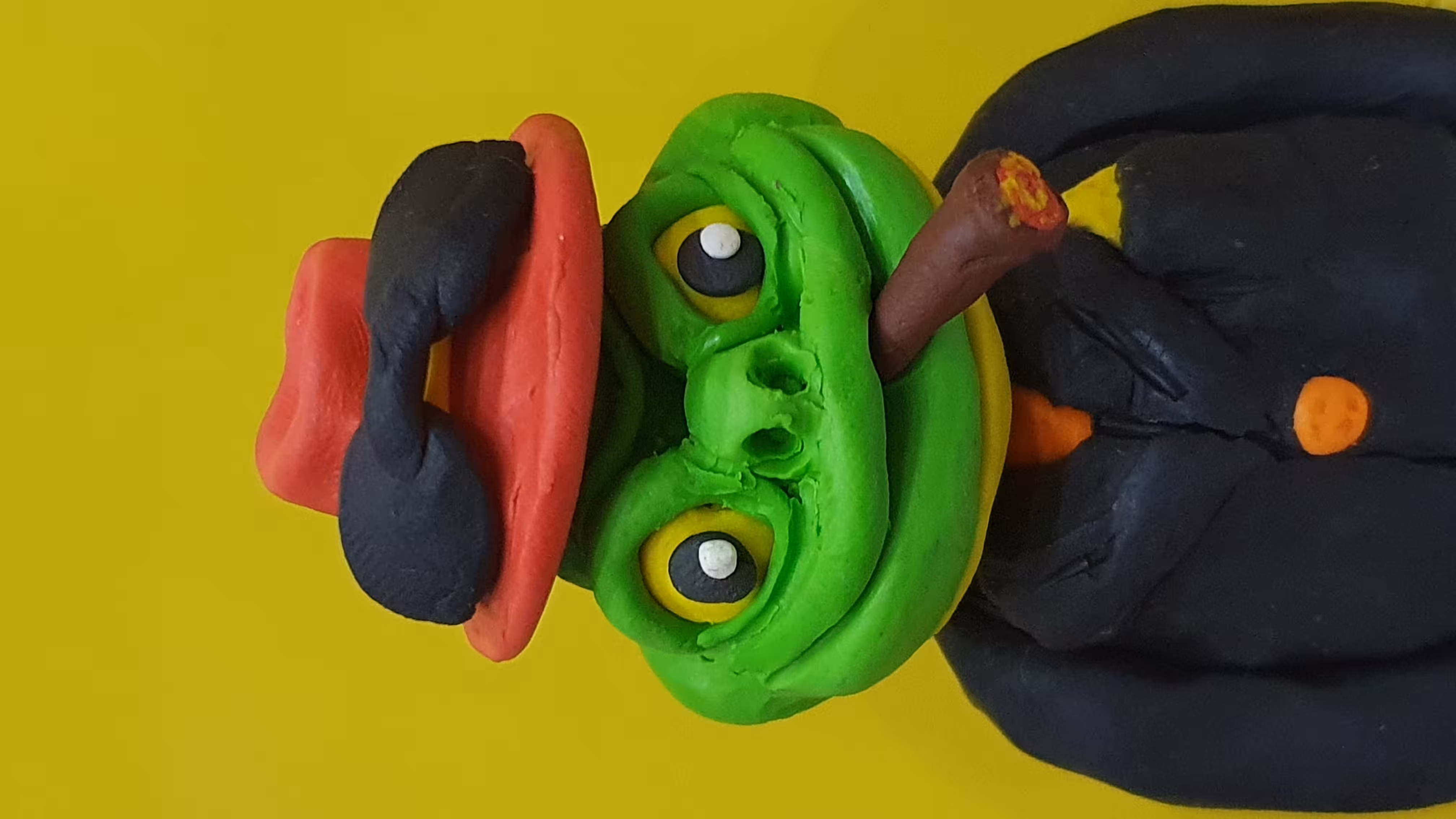 #32 Clay Collectible Frog Mob Boss